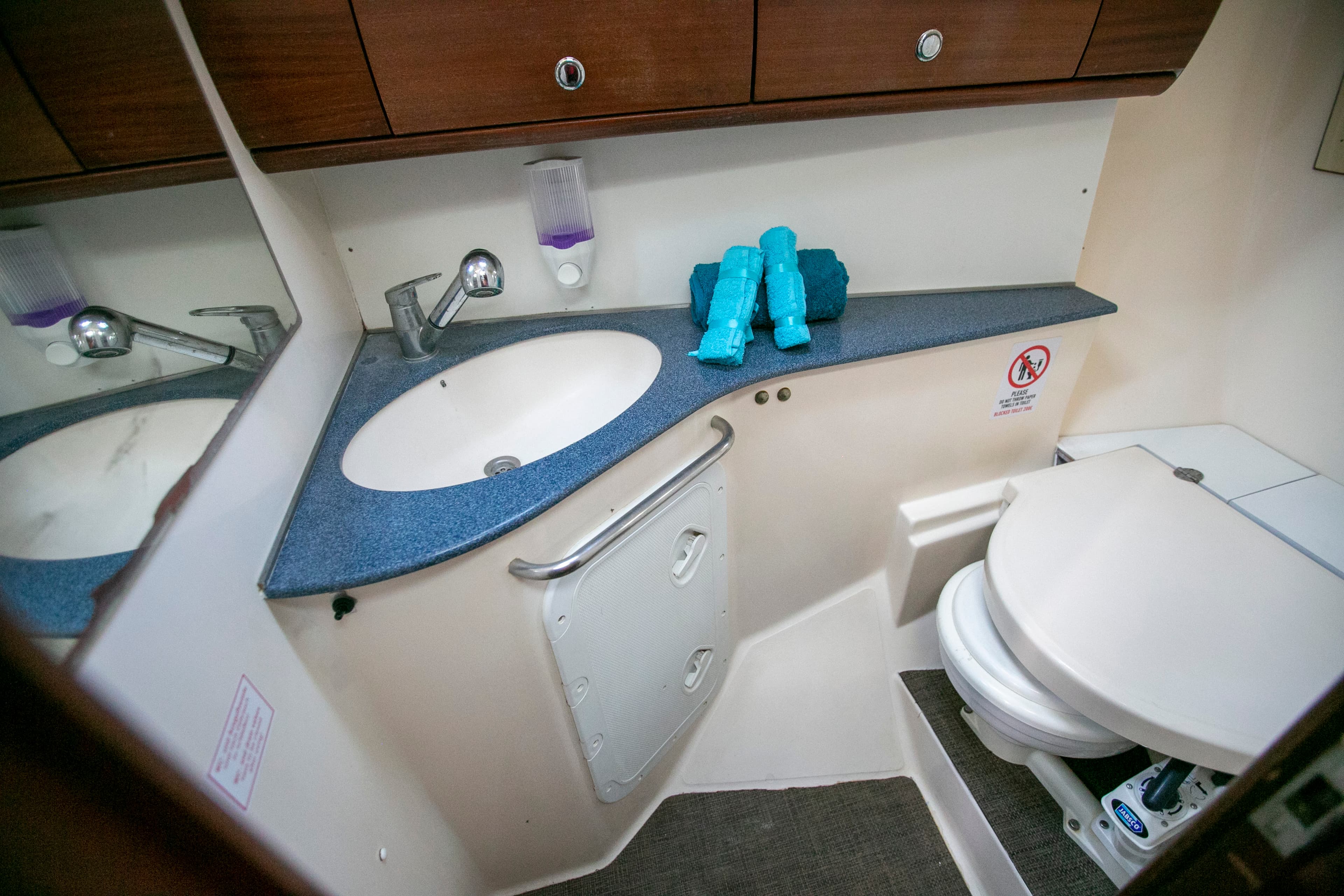 Bavaria 44 - photo 9