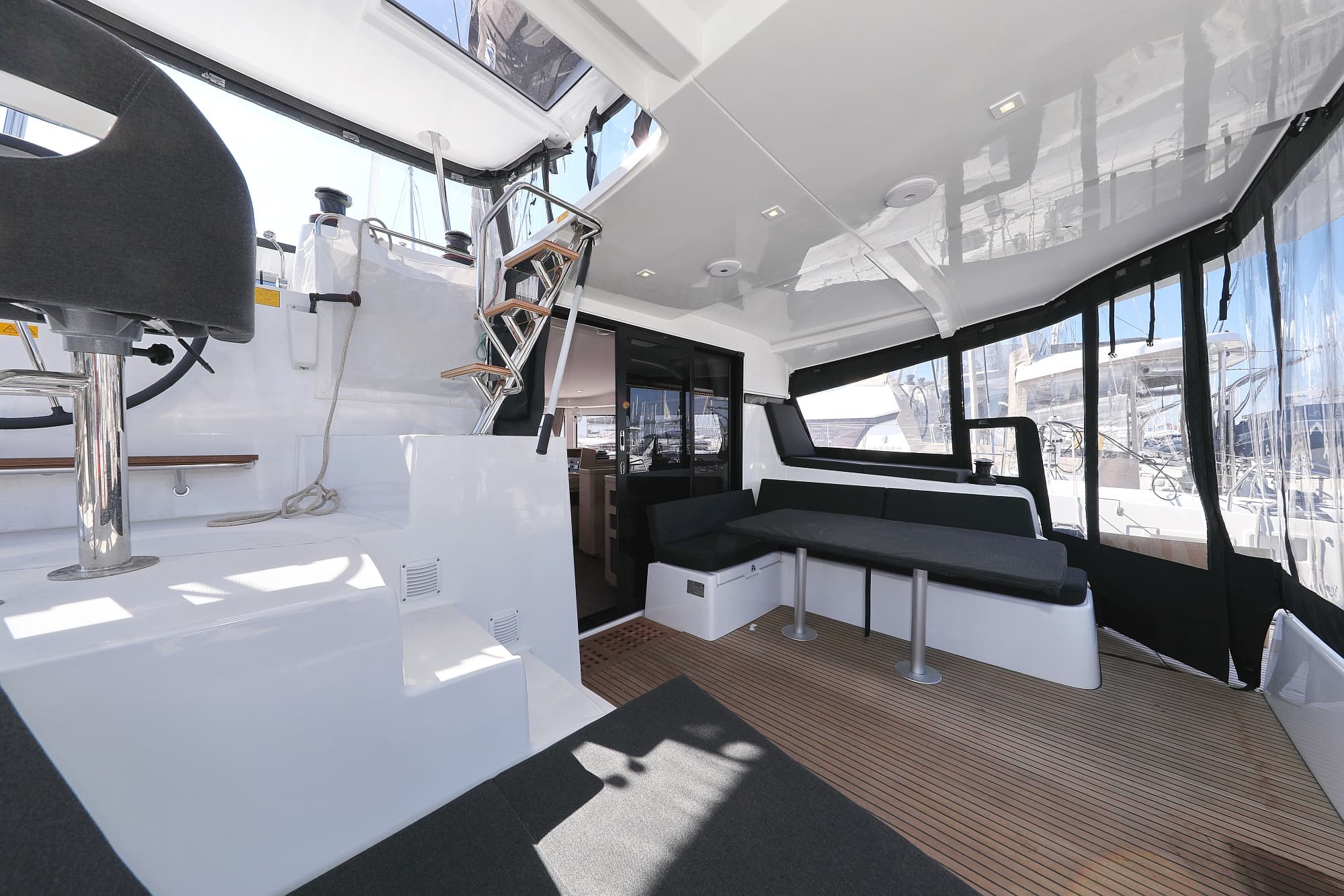 Lagoon 42 - photo 29