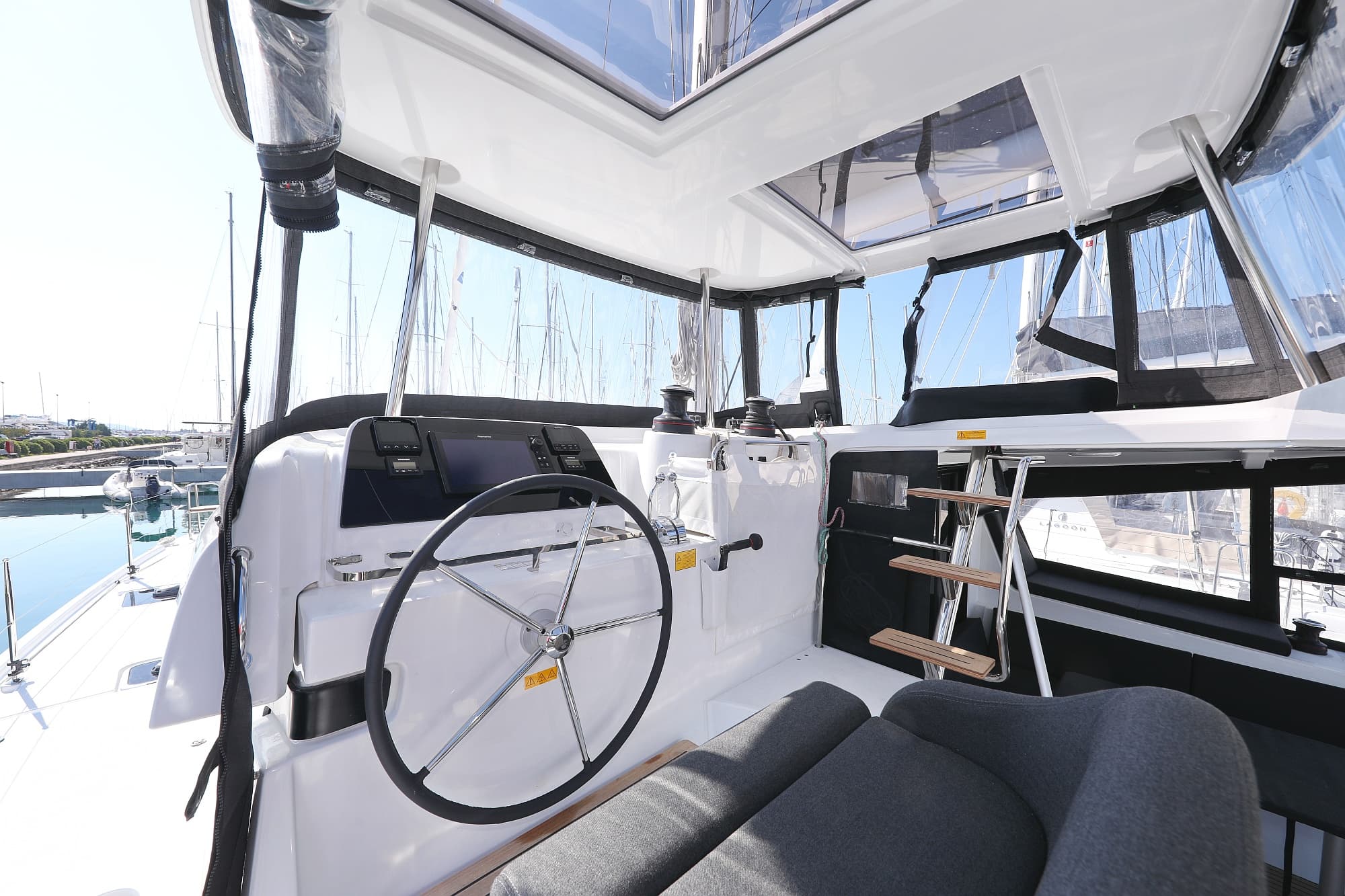 Lagoon 42 - photo 26