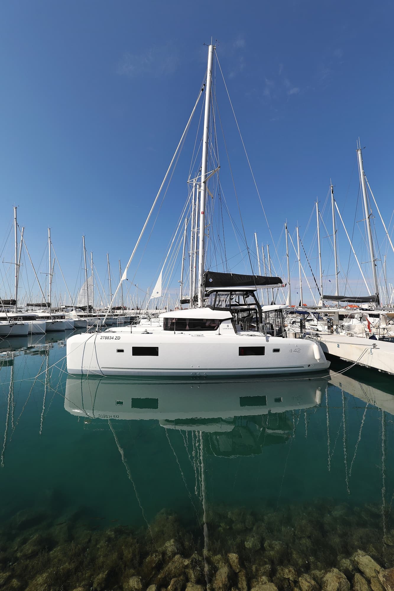 Lagoon 42 - photo 30