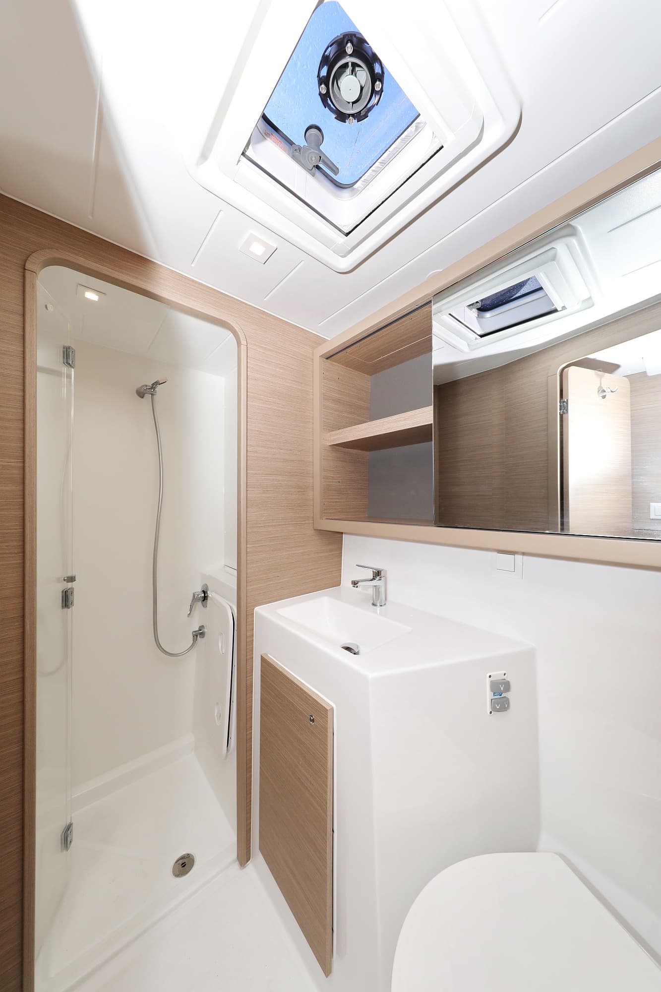 Lagoon 42 - photo 53