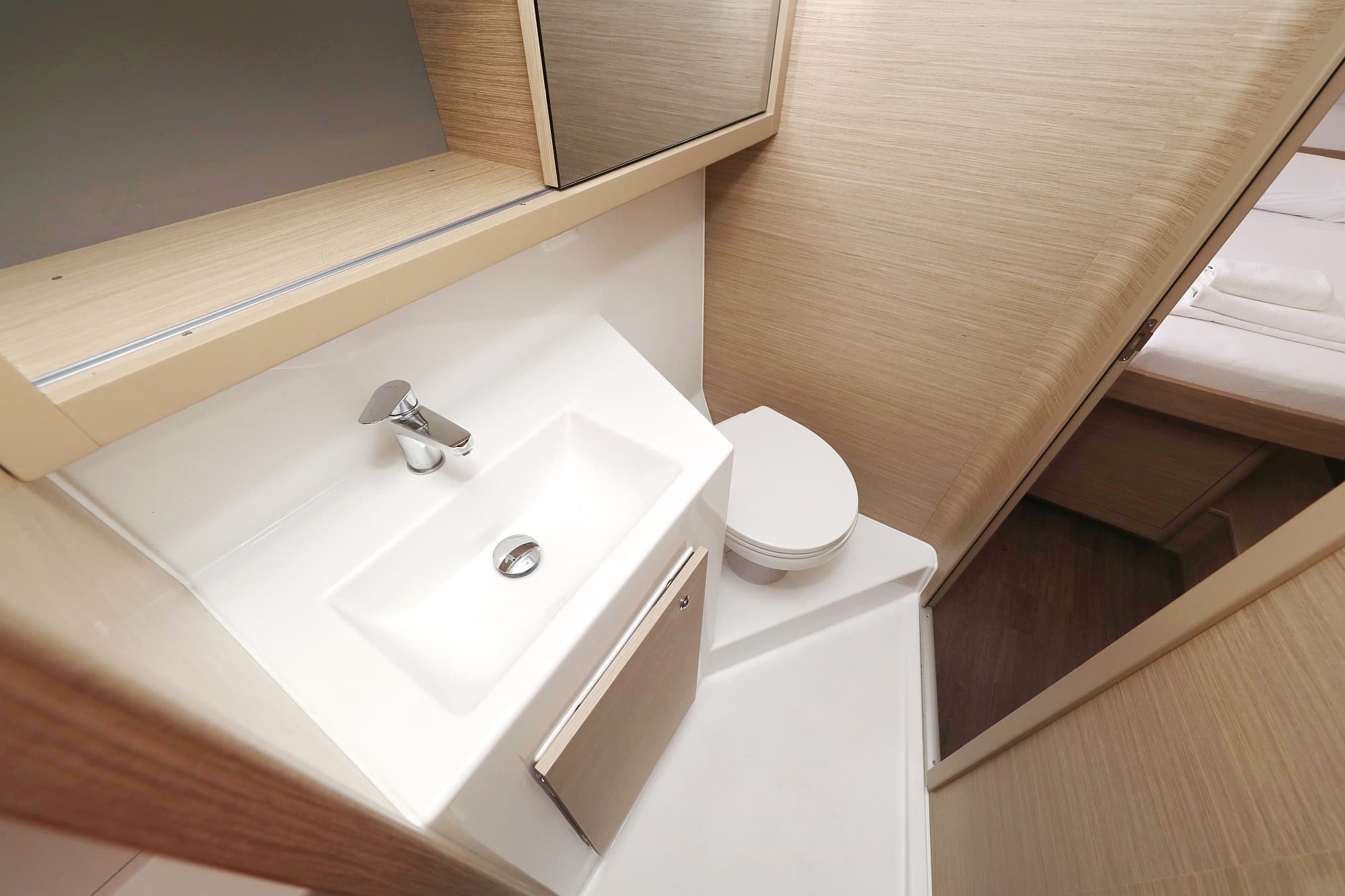 Lagoon 42 - photo 45