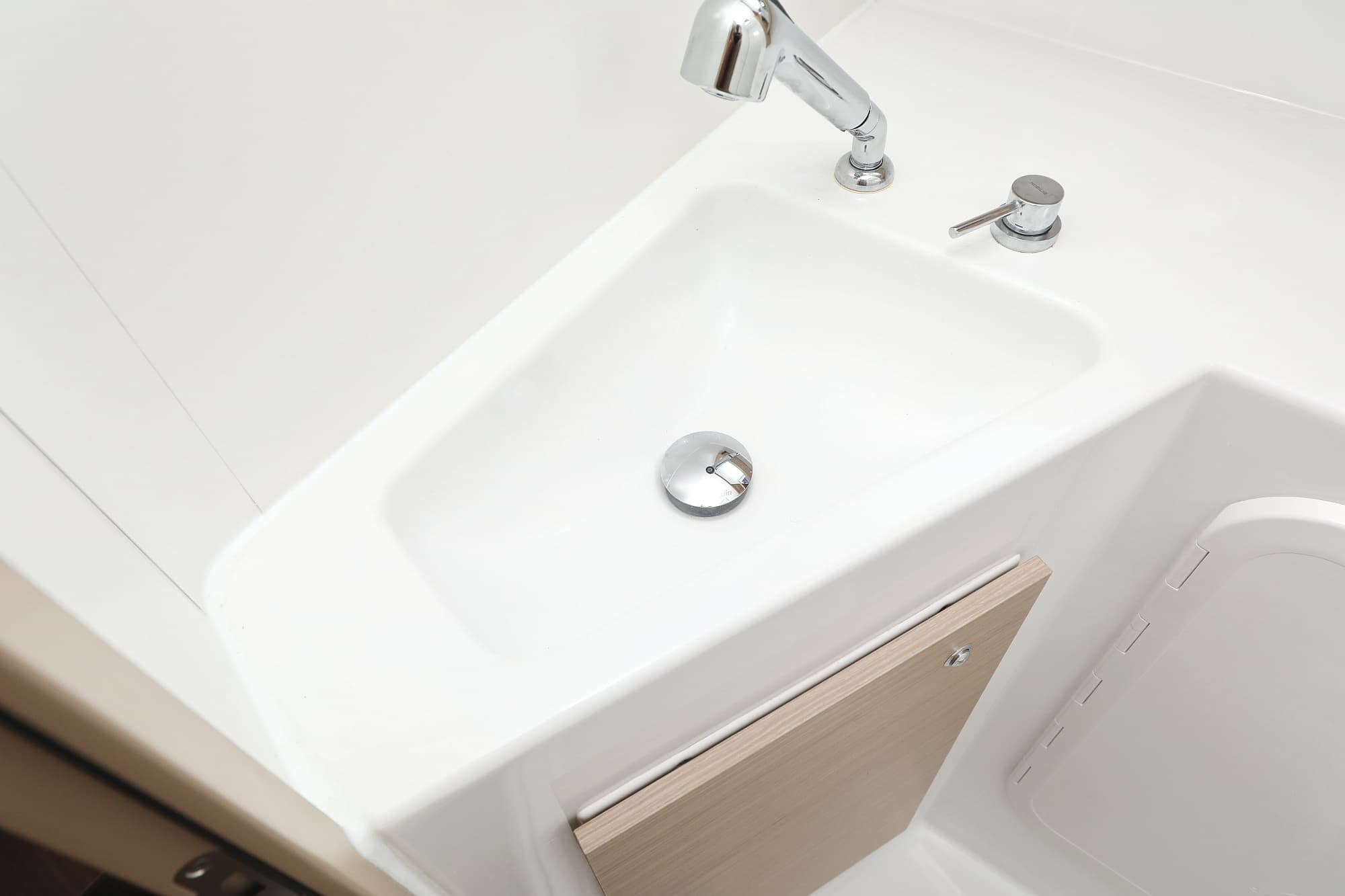 Lagoon 42 - photo 16