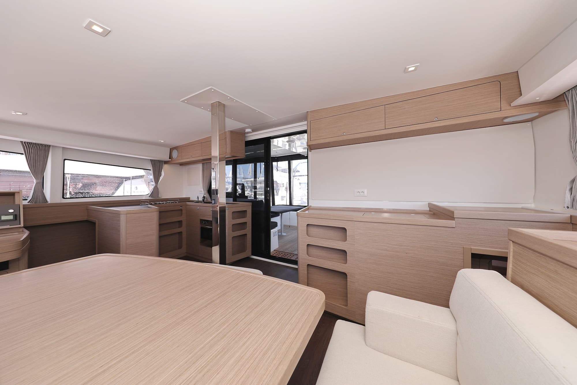 Lagoon 42 - photo 42