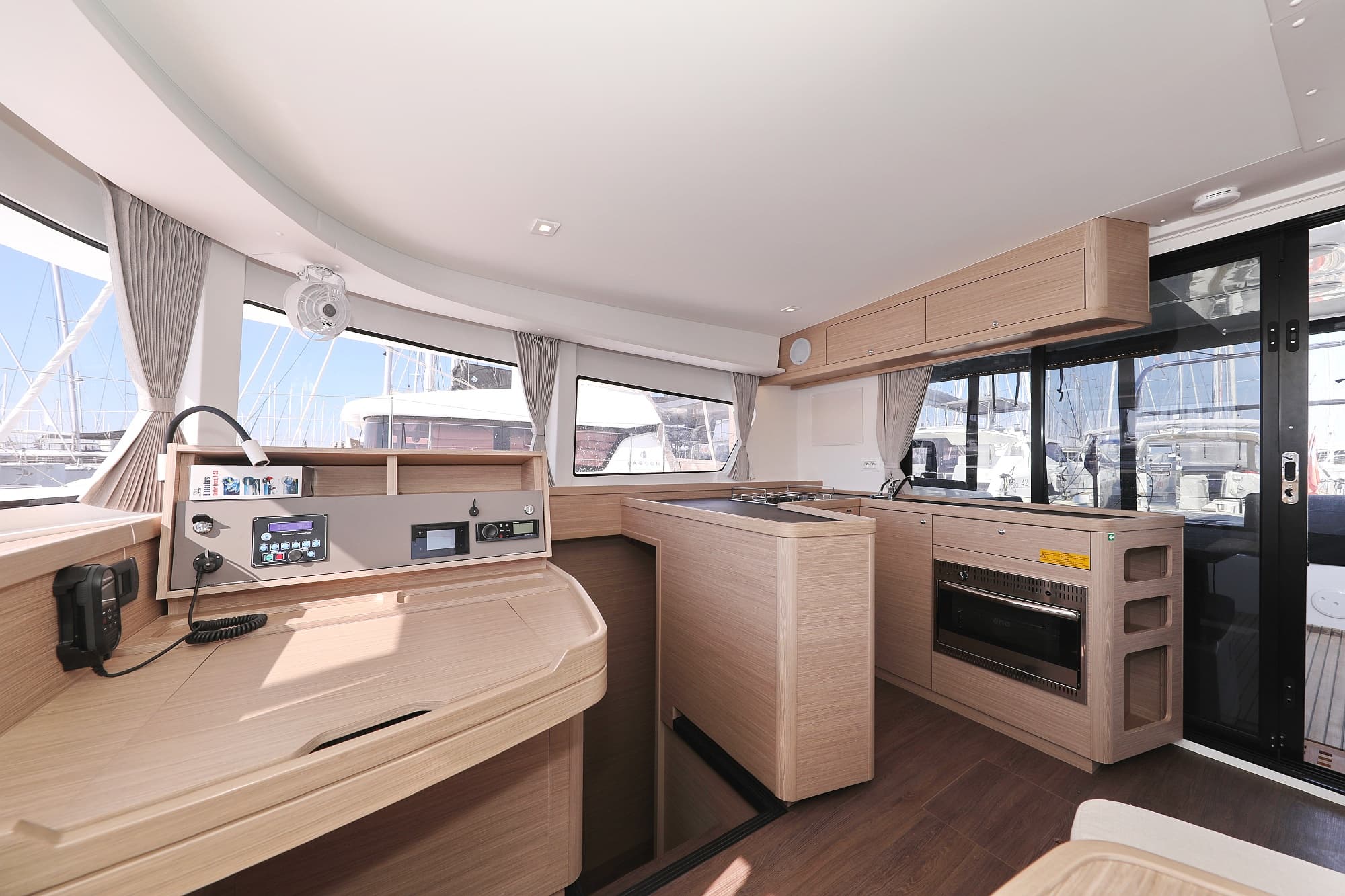 Lagoon 42 - photo 20