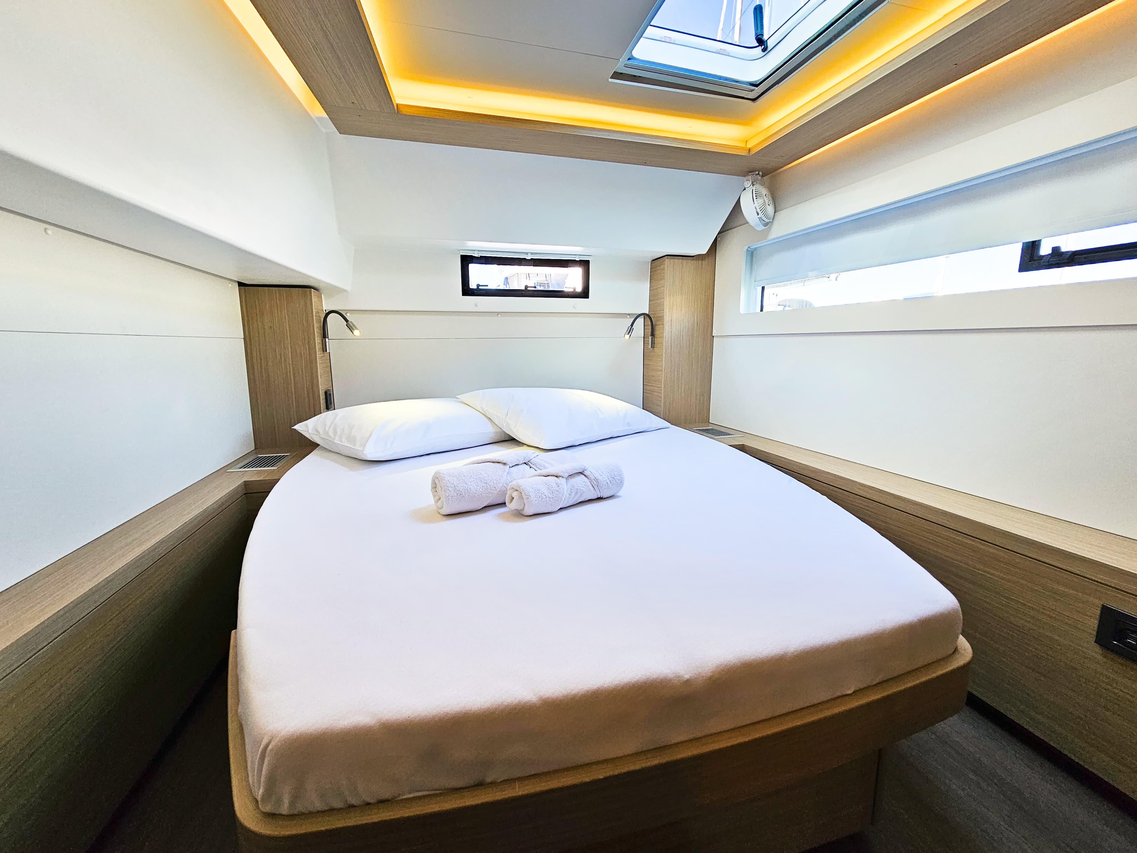 Lagoon 46  - photo 13