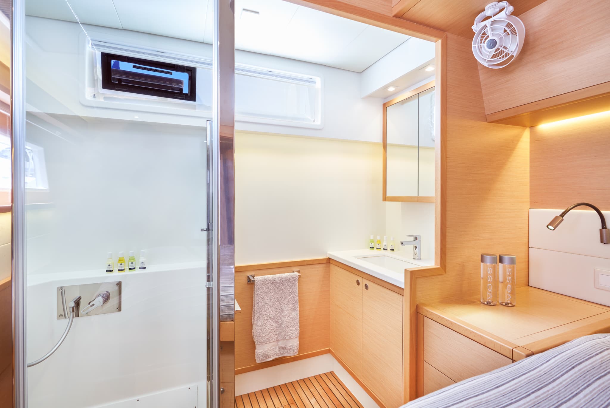 Lagoon 52 - photo 13