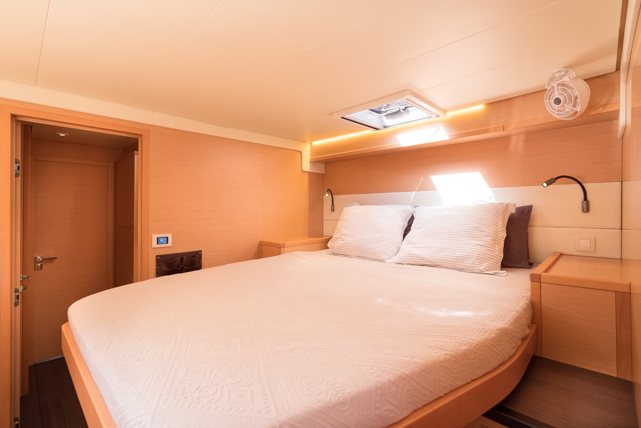 Lagoon 52 - photo 12