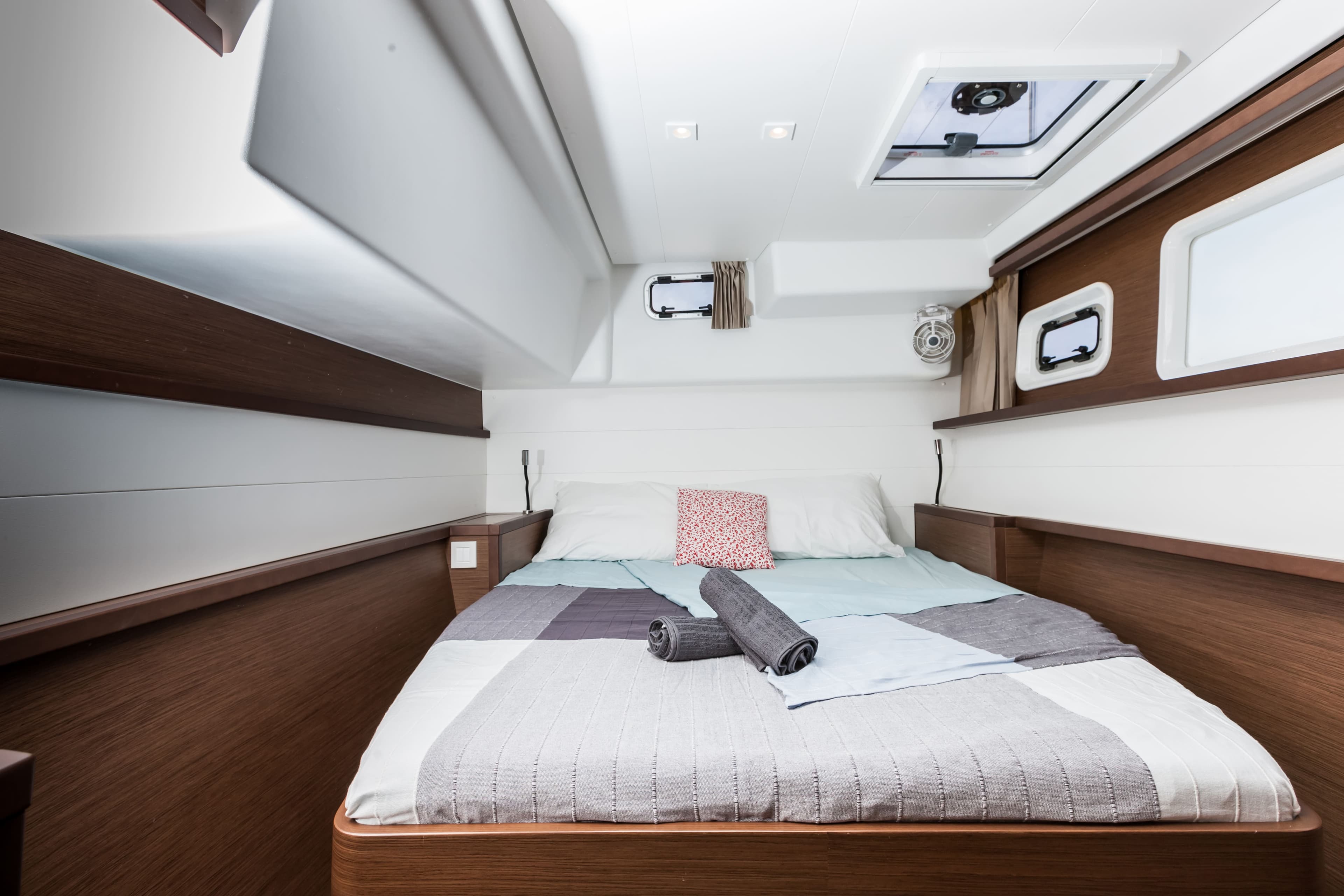 Lagoon 450 Fly - photo 13