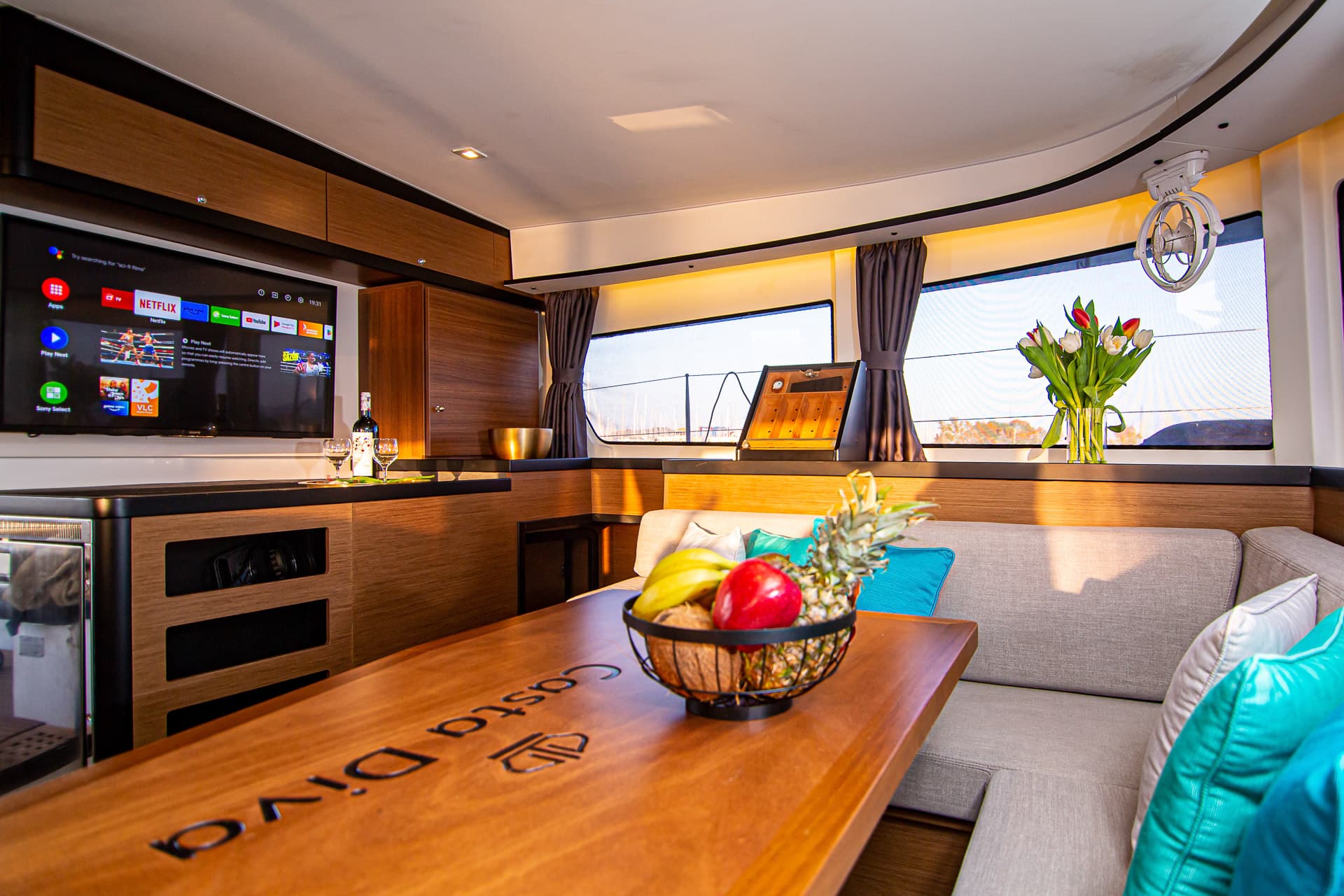 Lagoon 42 - photo 11