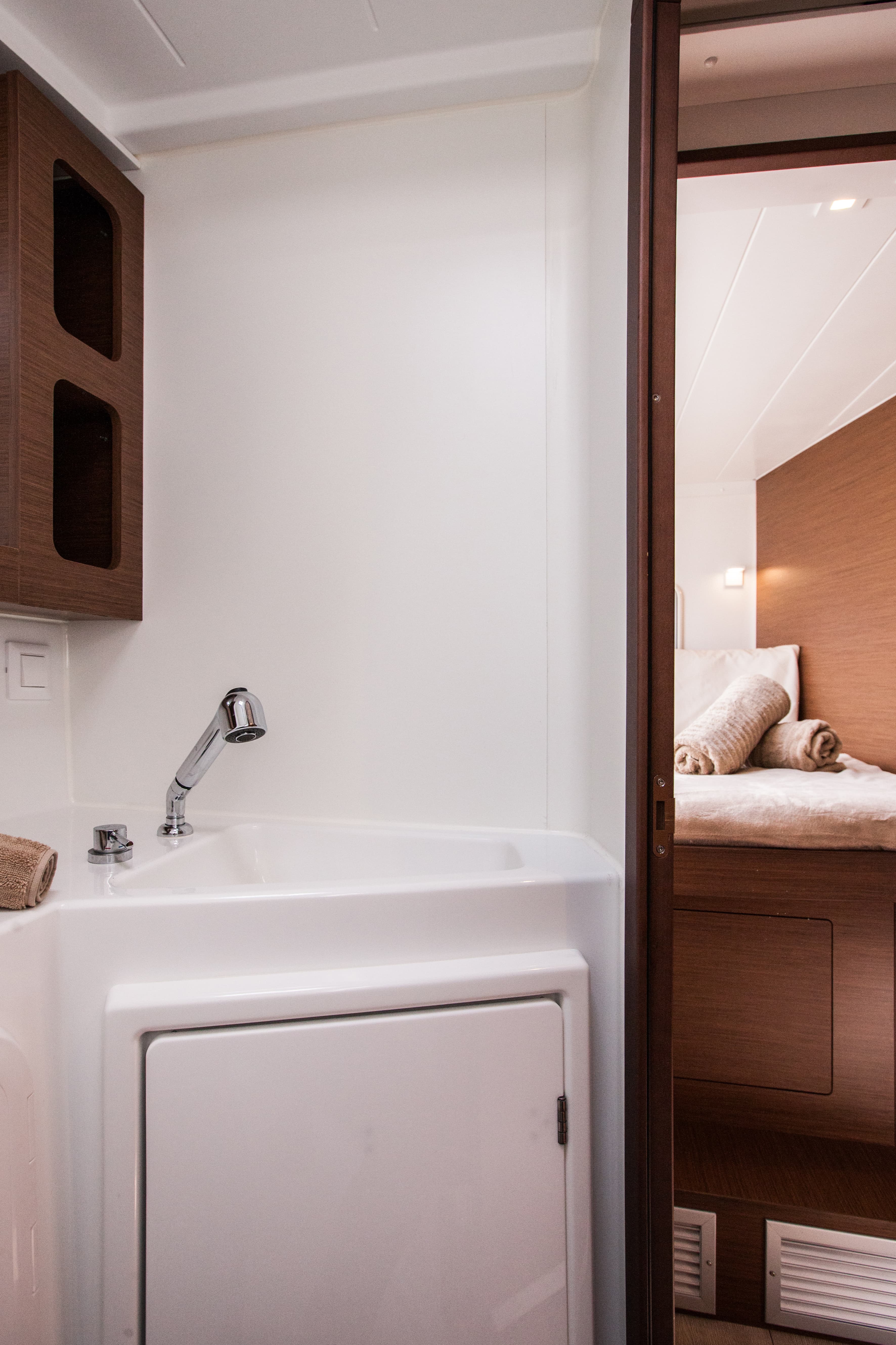 Lagoon 42 - photo 76