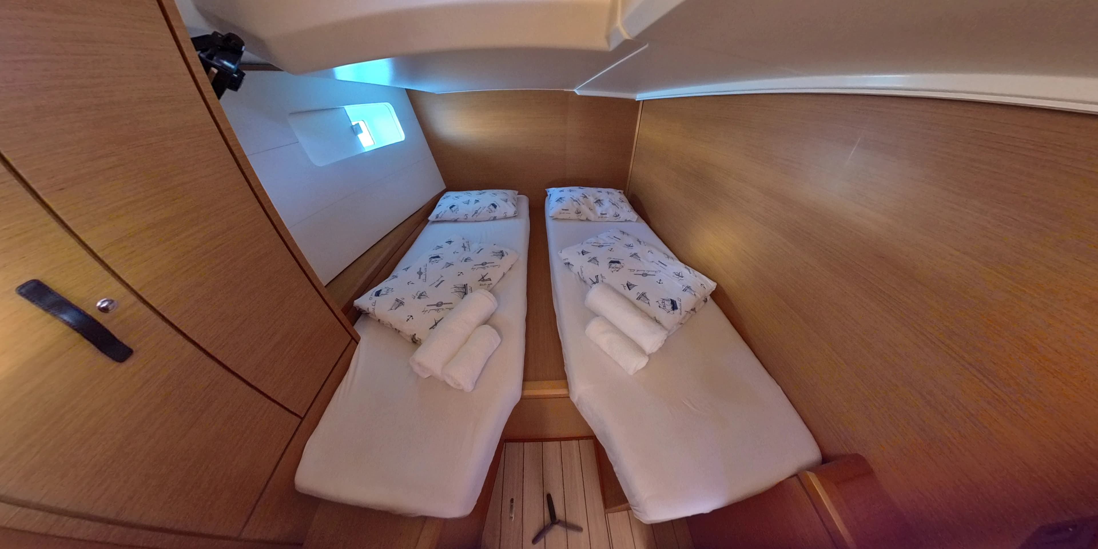 Jeanneau 54 - photo 4