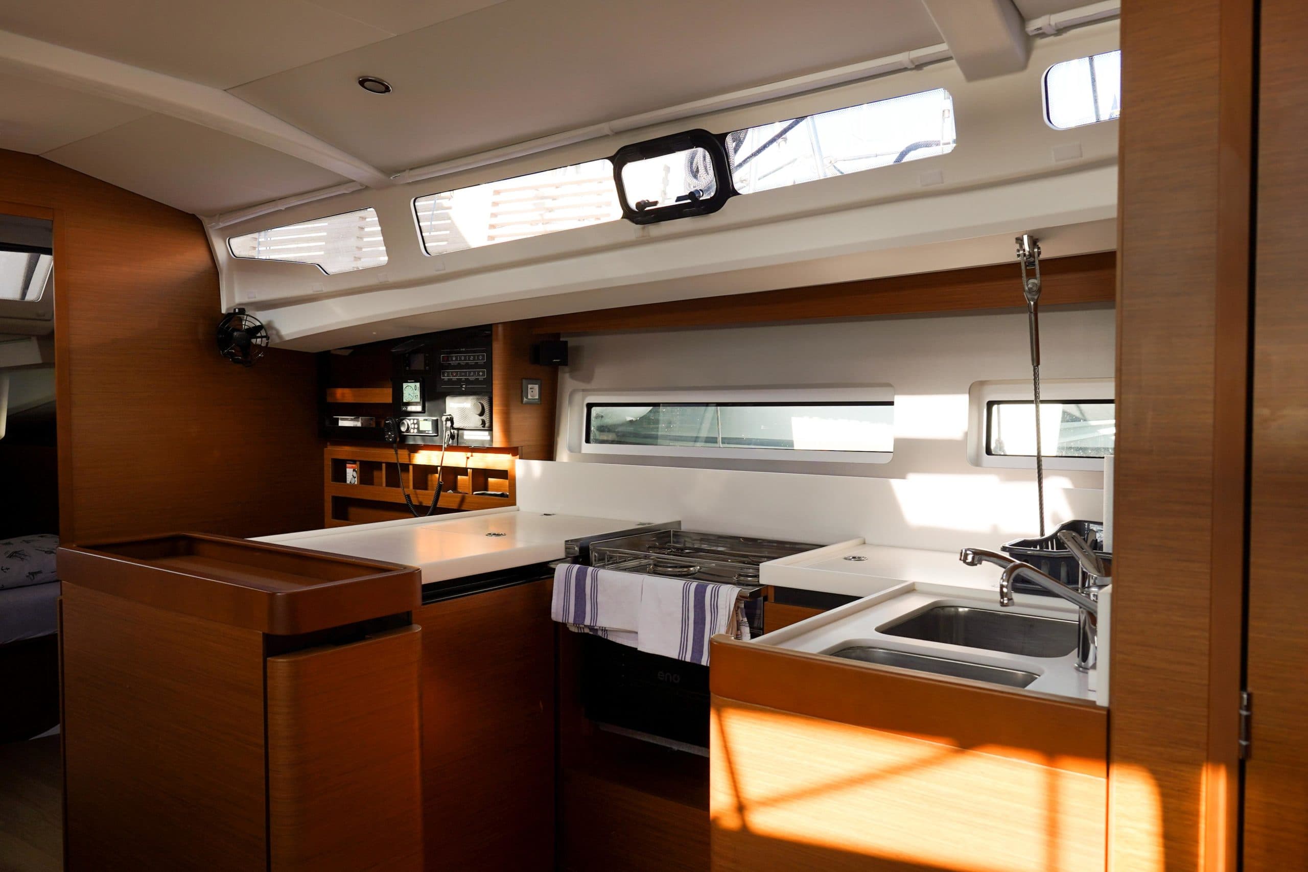 Sun Odyssey 440 - photo 12