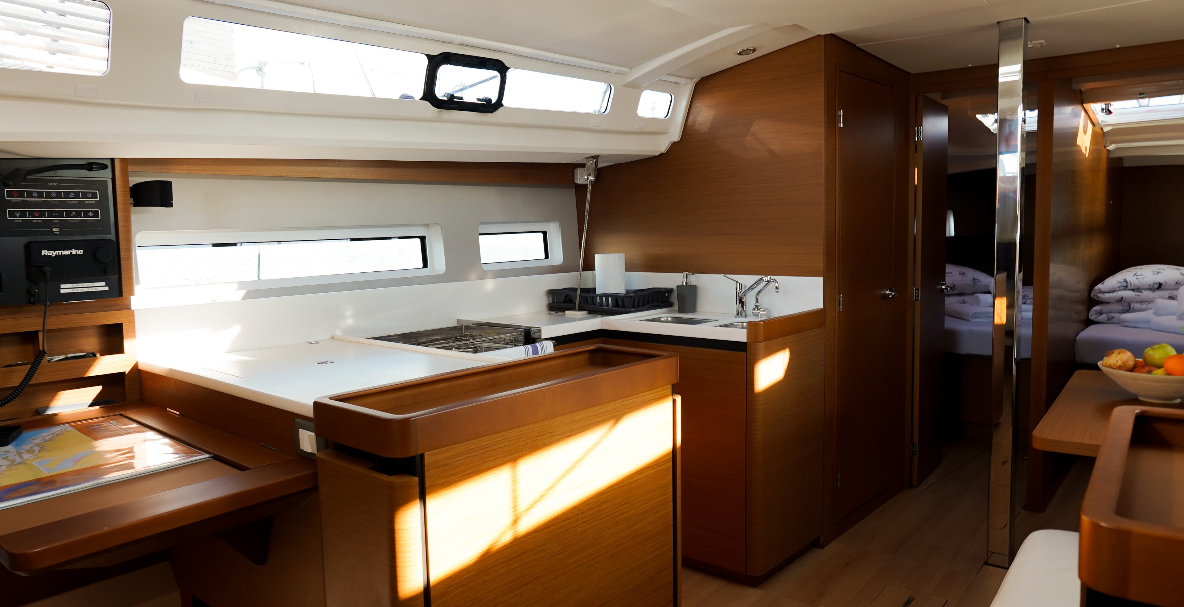 Sun Odyssey 440 - photo 5