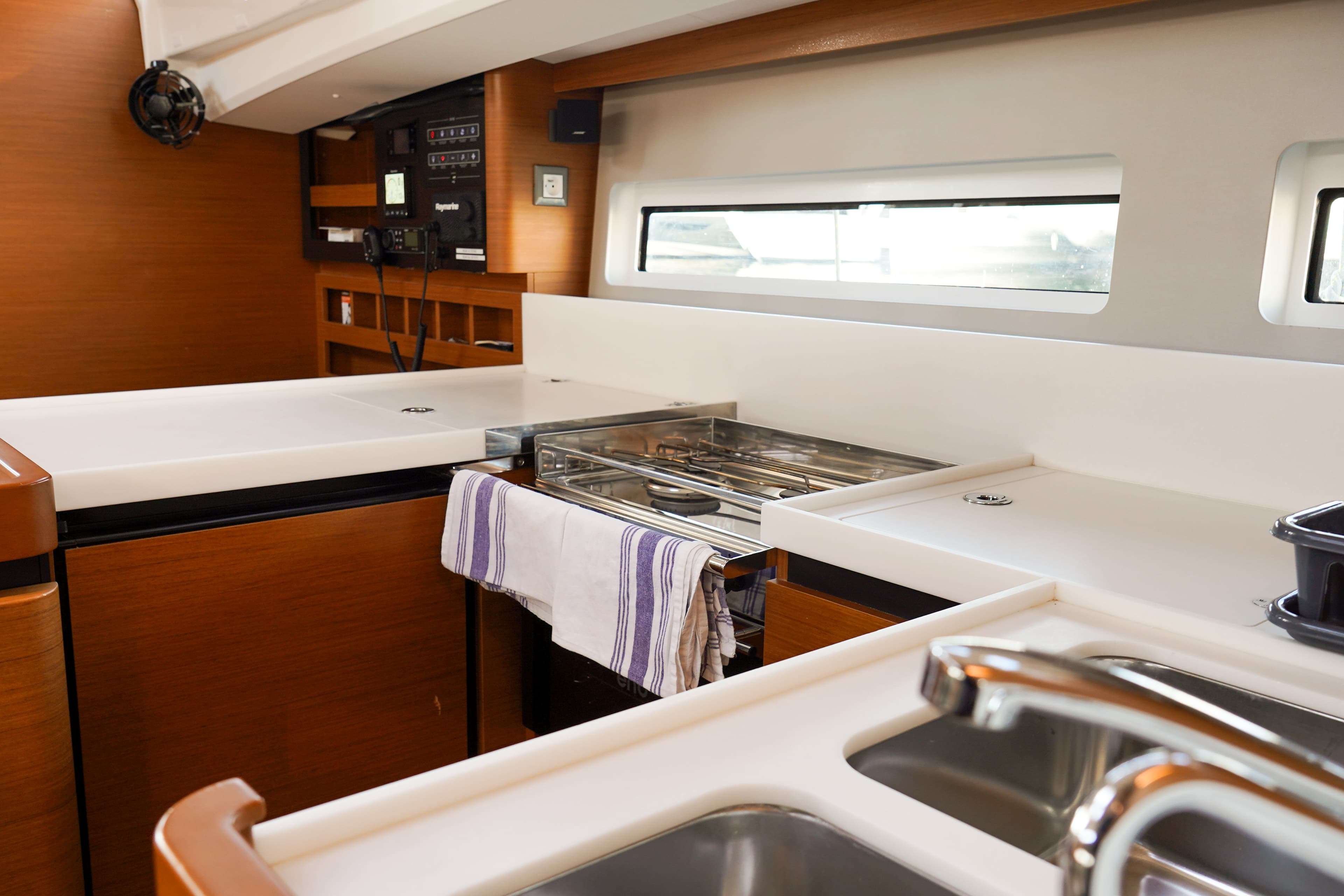 Sun Odyssey 440 - photo 6