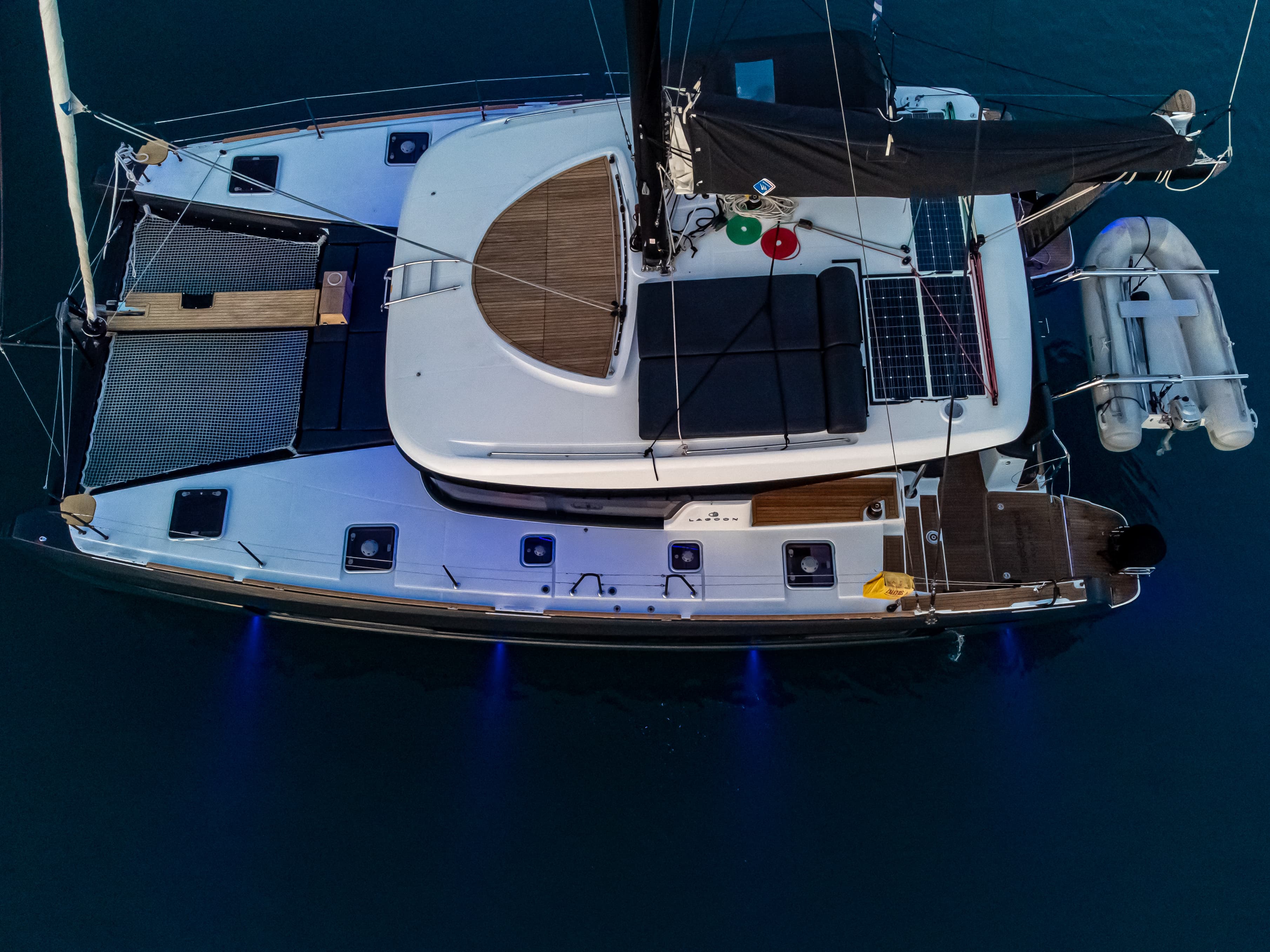 Lagoon 40 - photo 47