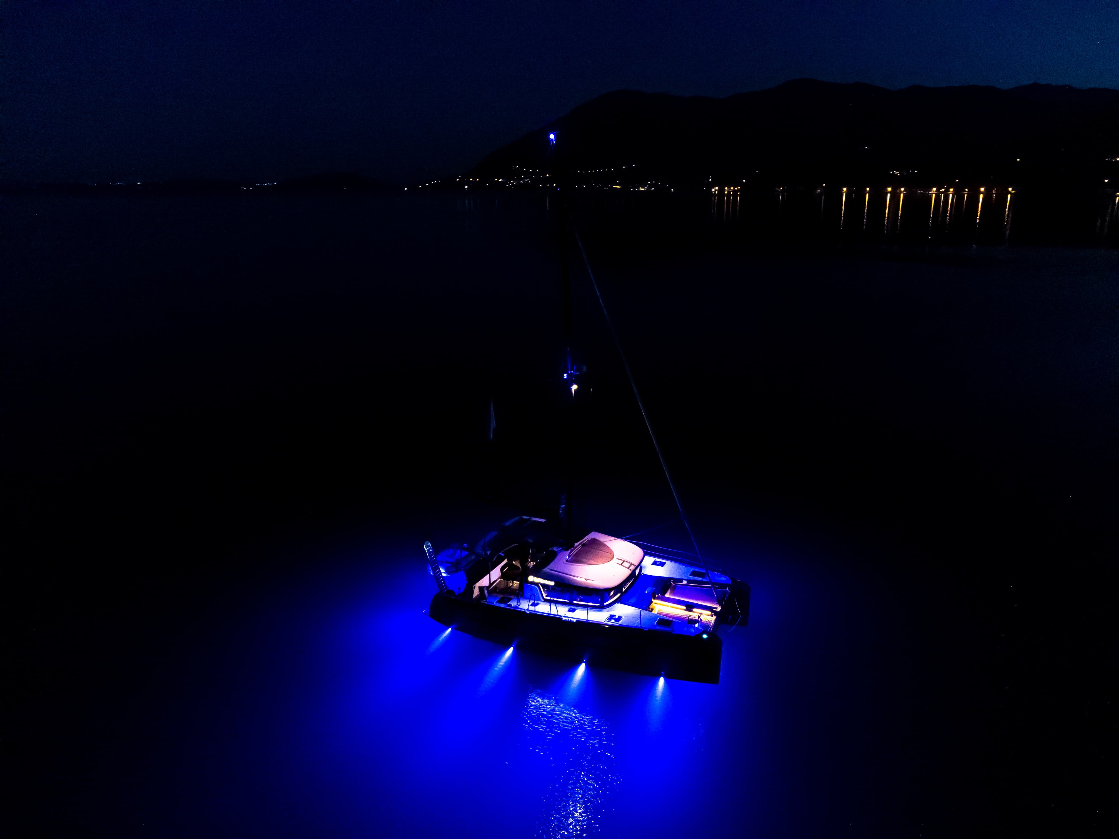 Lagoon 40 - photo 39