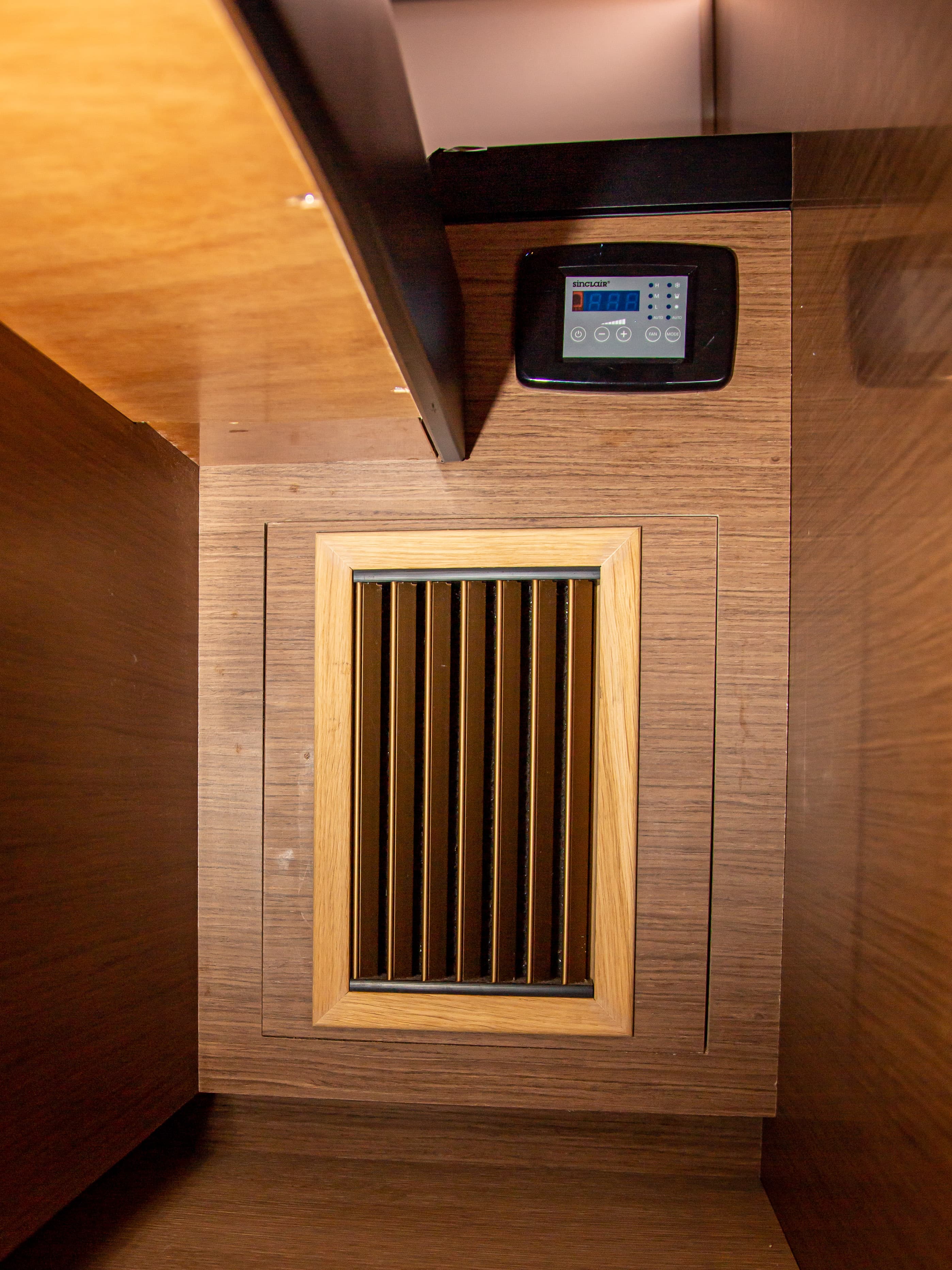 Lagoon 40 - photo 53