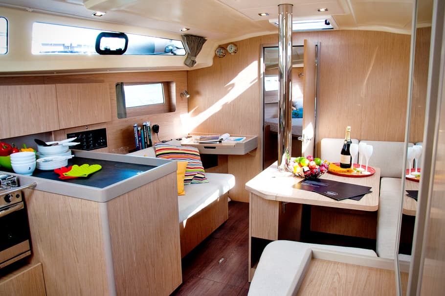 Oceanis 41.1 - photo 5