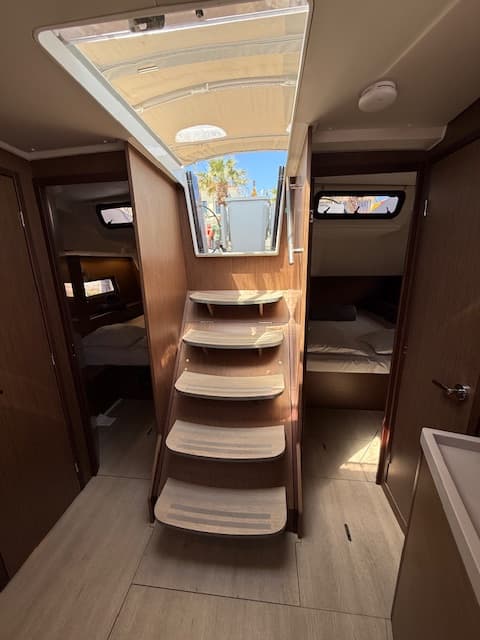 Oceanis 46.1 - photo 21