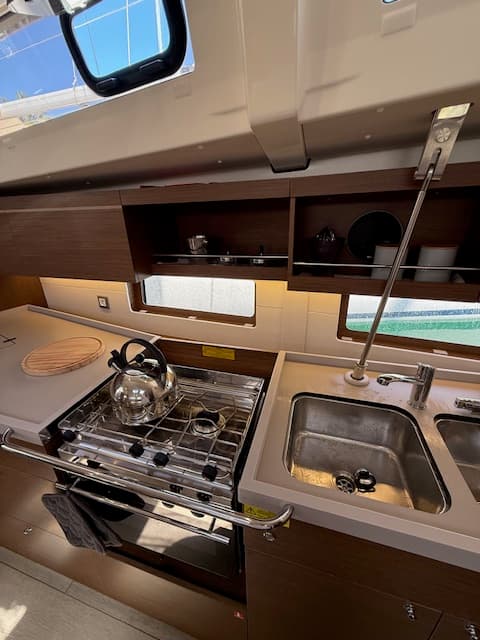 Oceanis 46.1 - photo 9