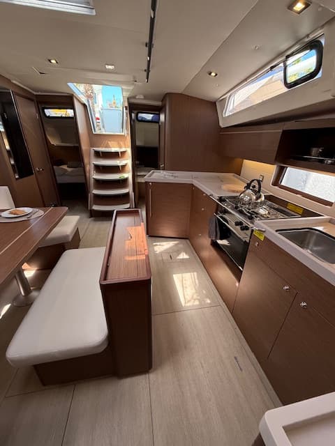 Oceanis 46.1 - photo 4