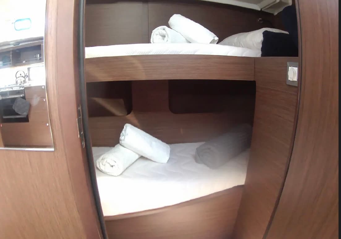 Oceanis 46.1 - photo 12