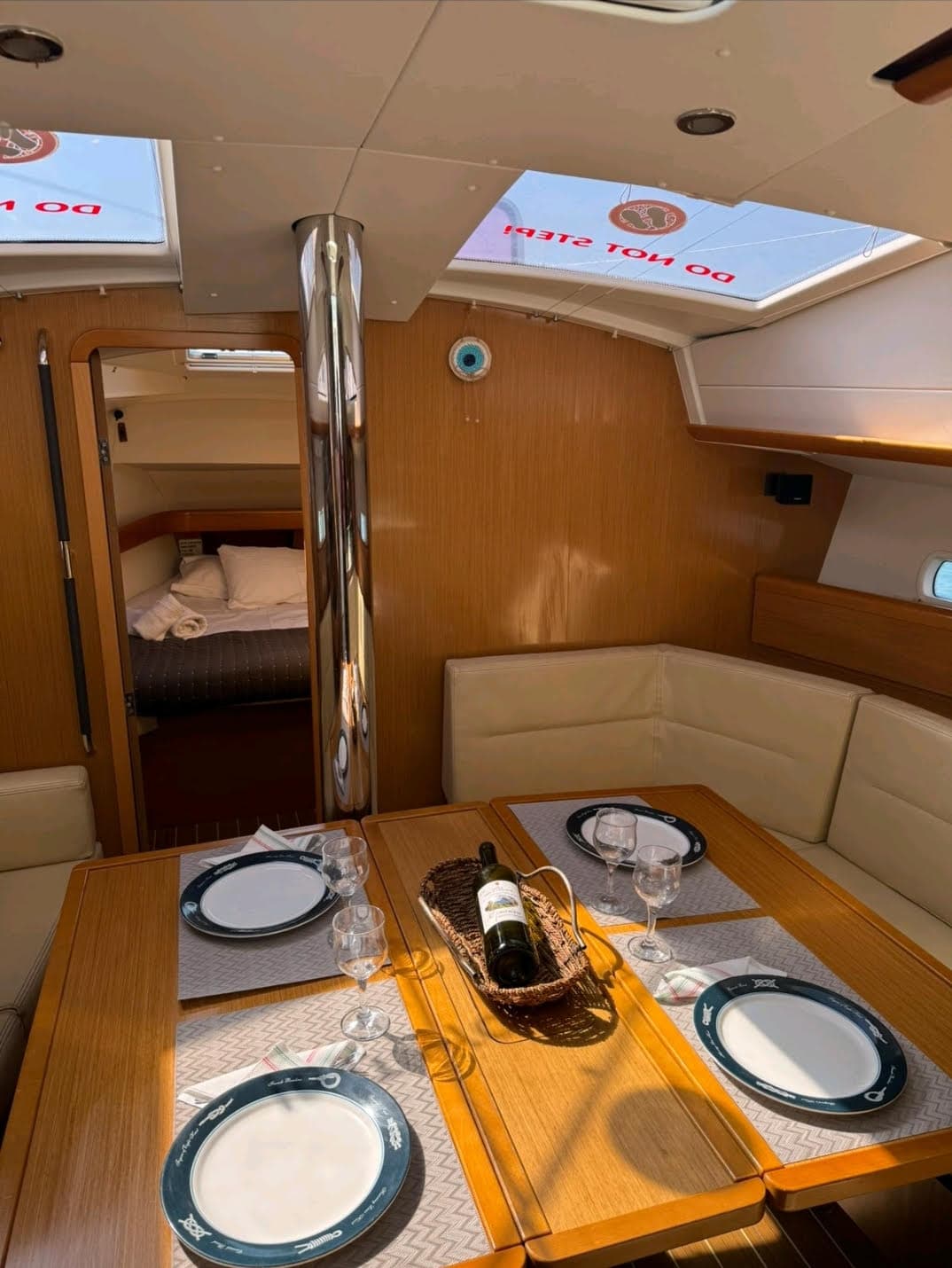 Sun Odyssey 42DS - photo 9