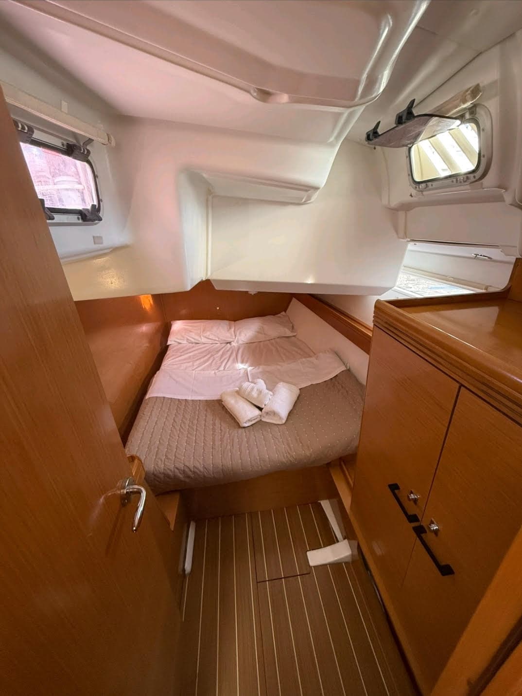 Sun Odyssey 42DS - photo 16