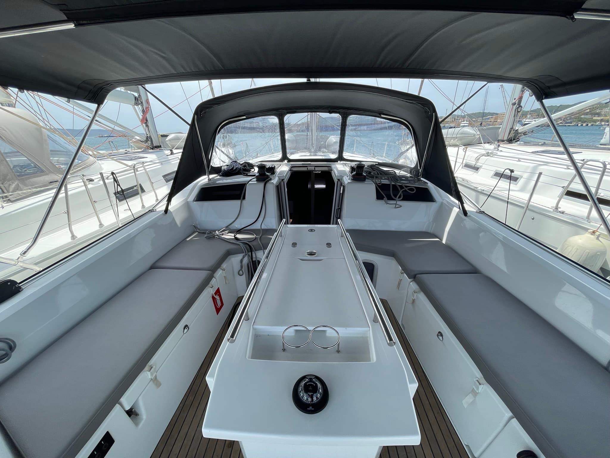 Oceanis 40.1 - photo 26
