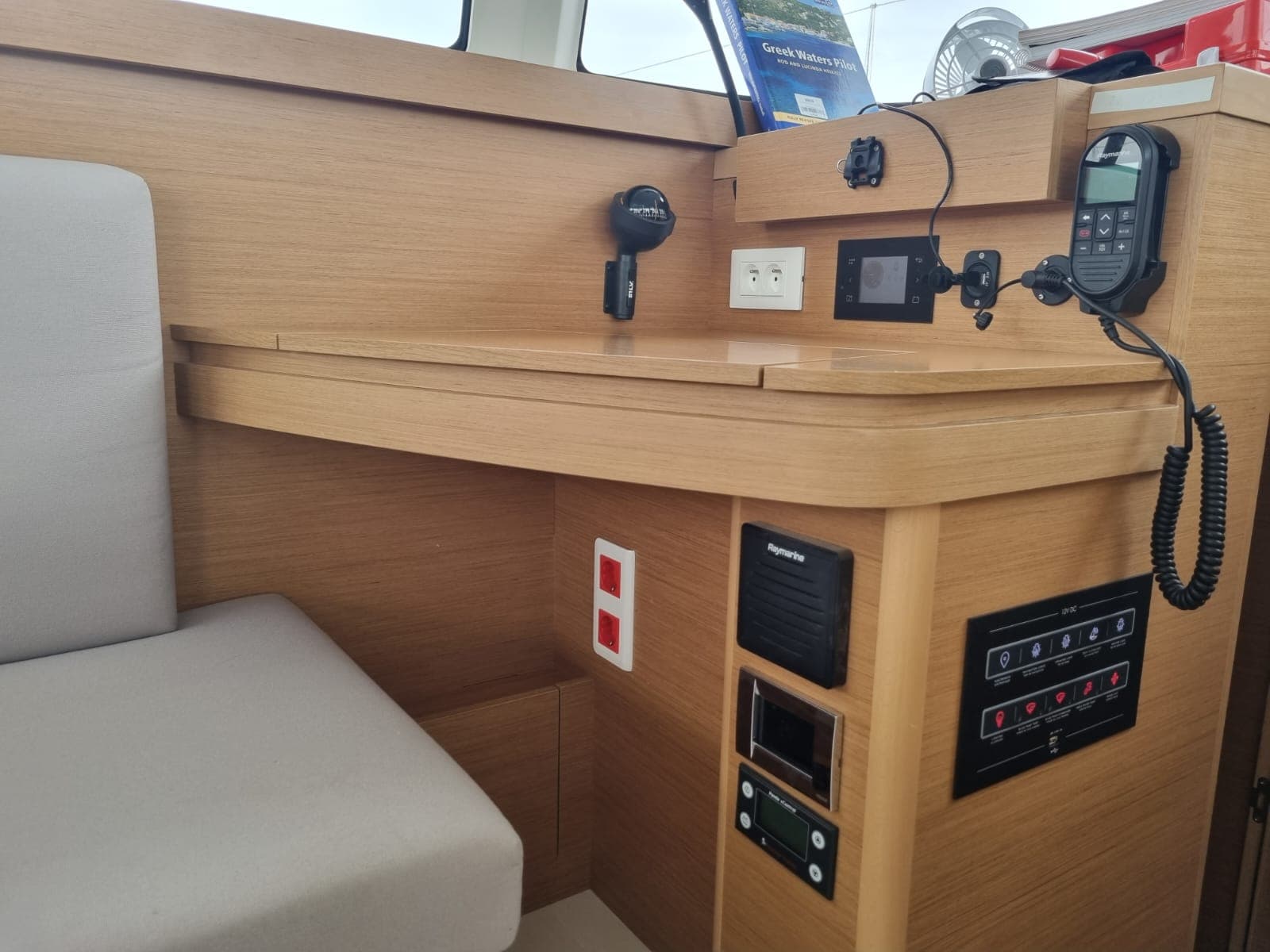 Excess 11 - photo 15