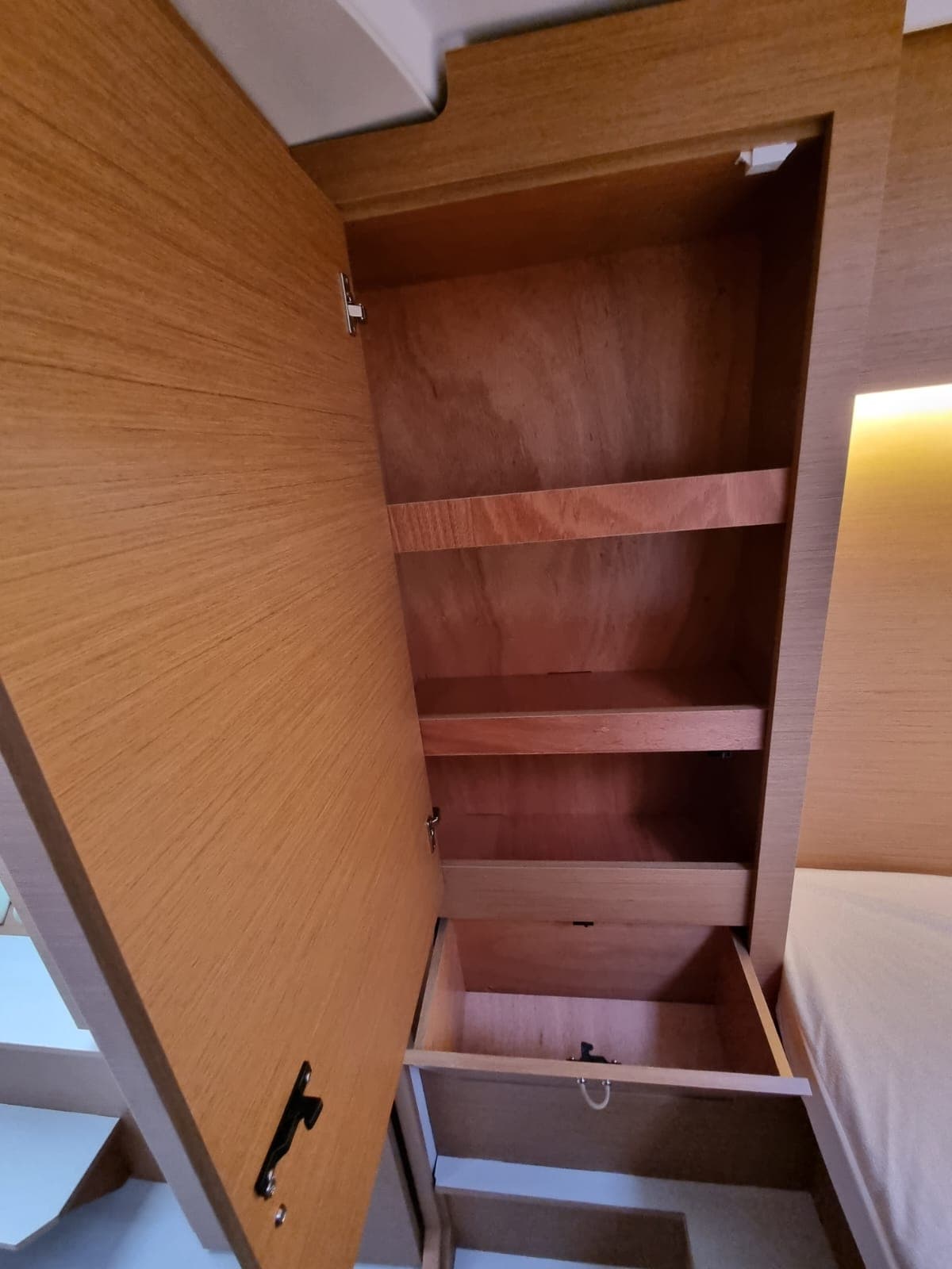 Excess 11 - photo 12