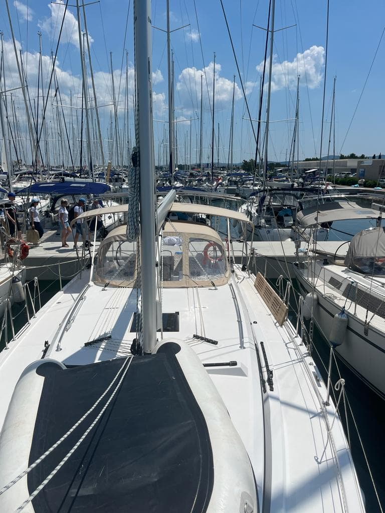 Bavaria C42 - photo 18