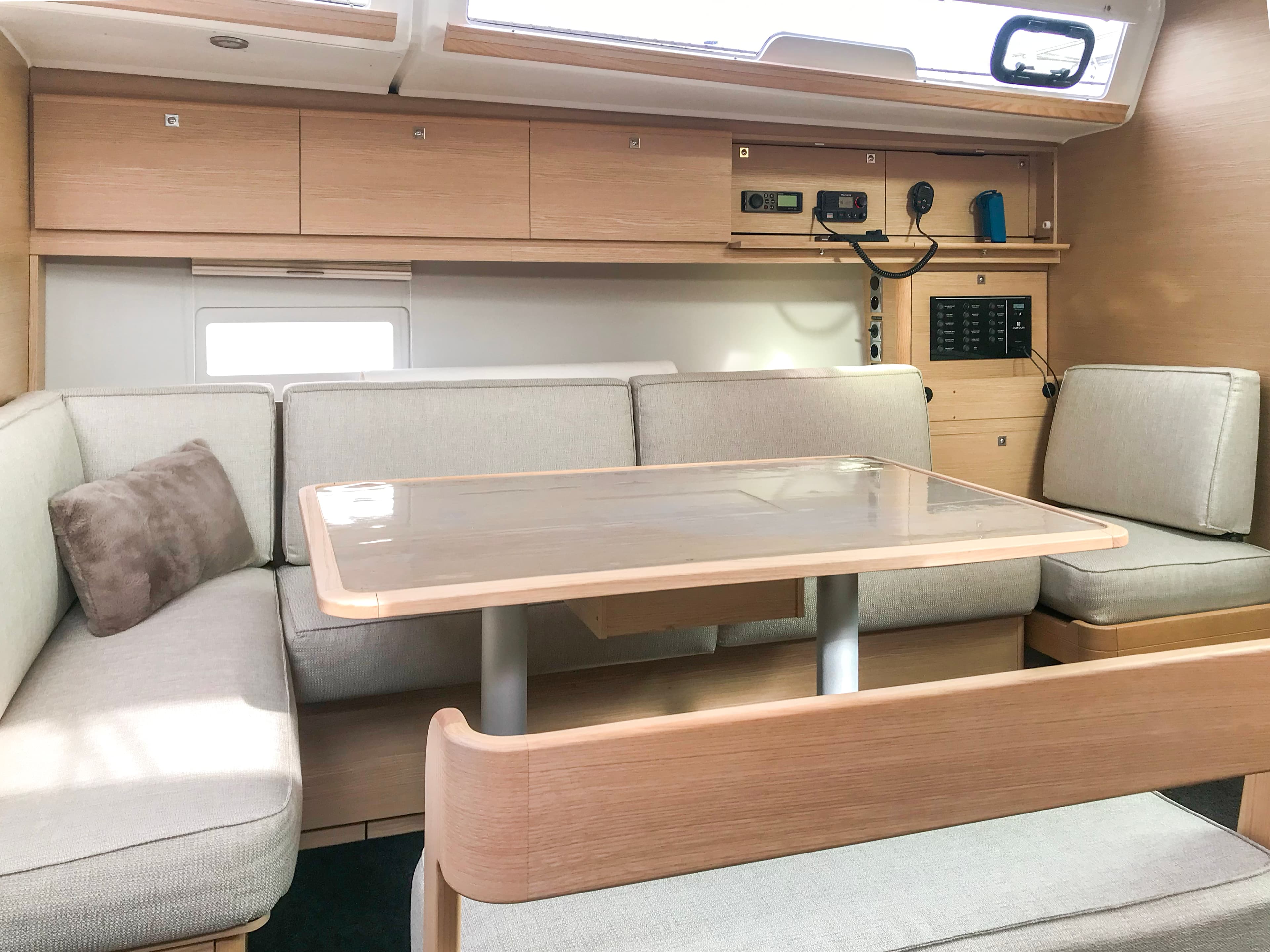 Dufour 430 - photo 12