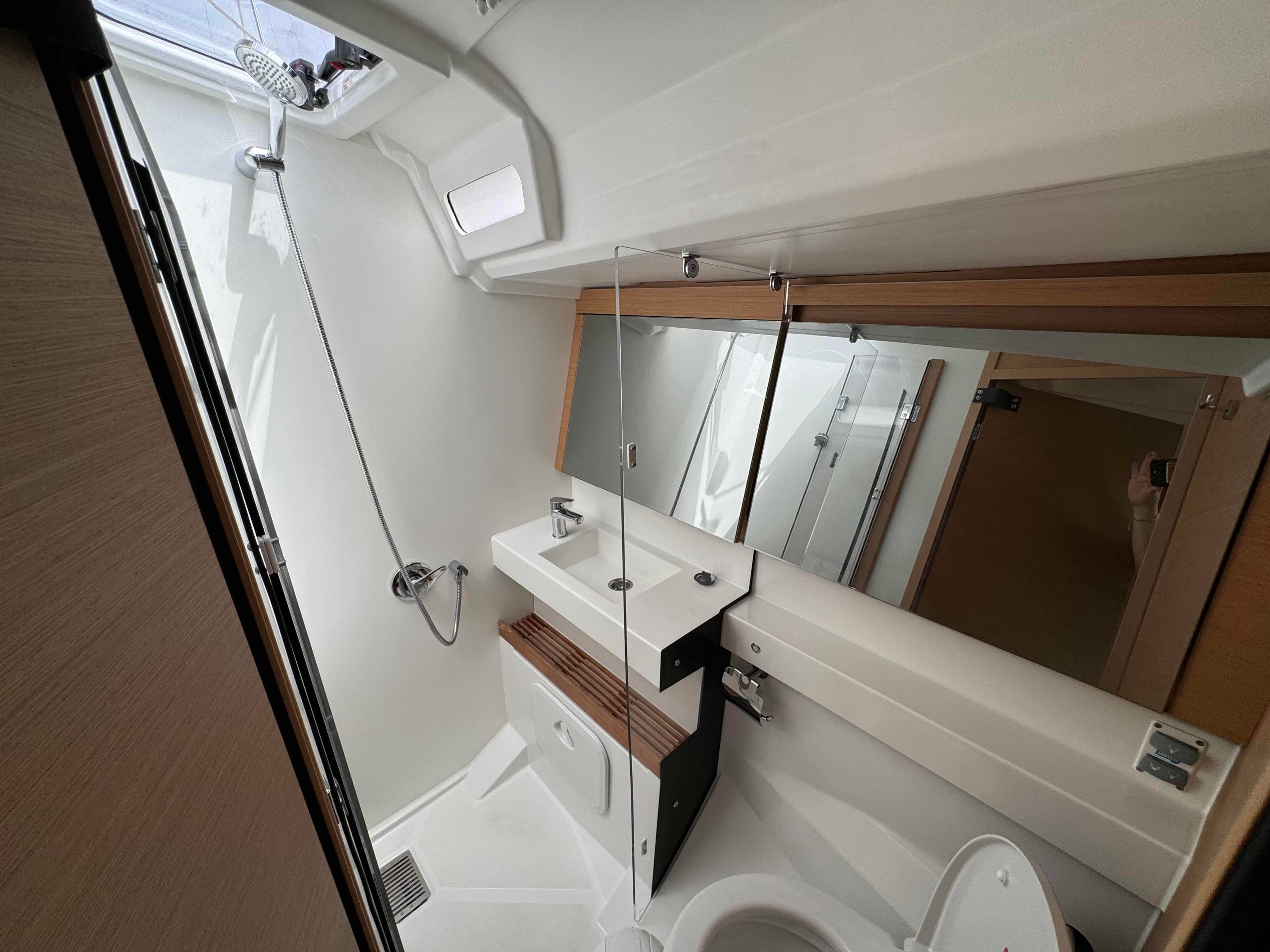 Sun Odyssey 440 - photo 10