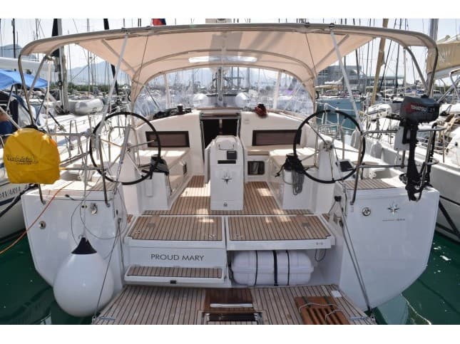 Sun Odyssey 440 - photo