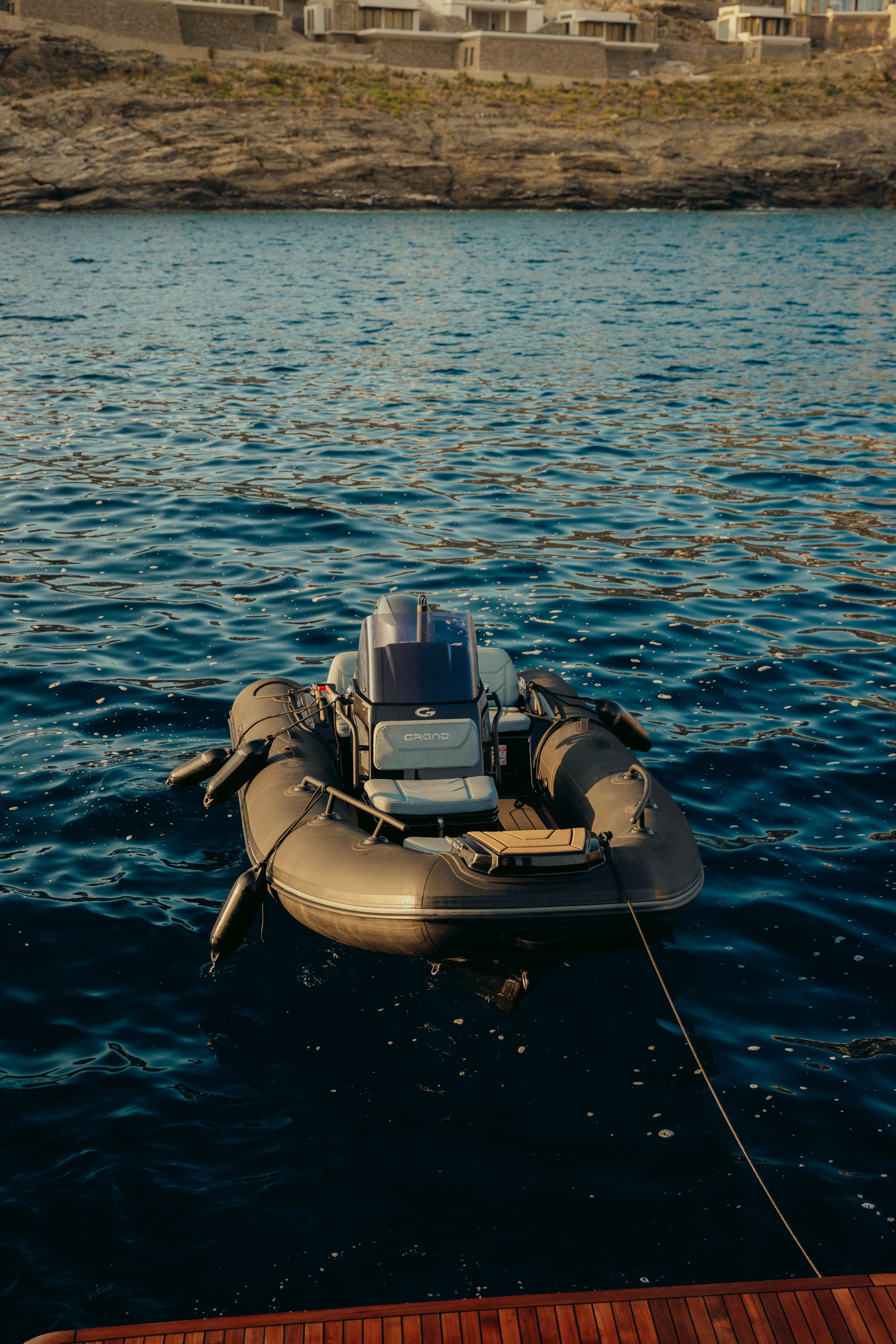 Moon Yacht 65 - photo 33