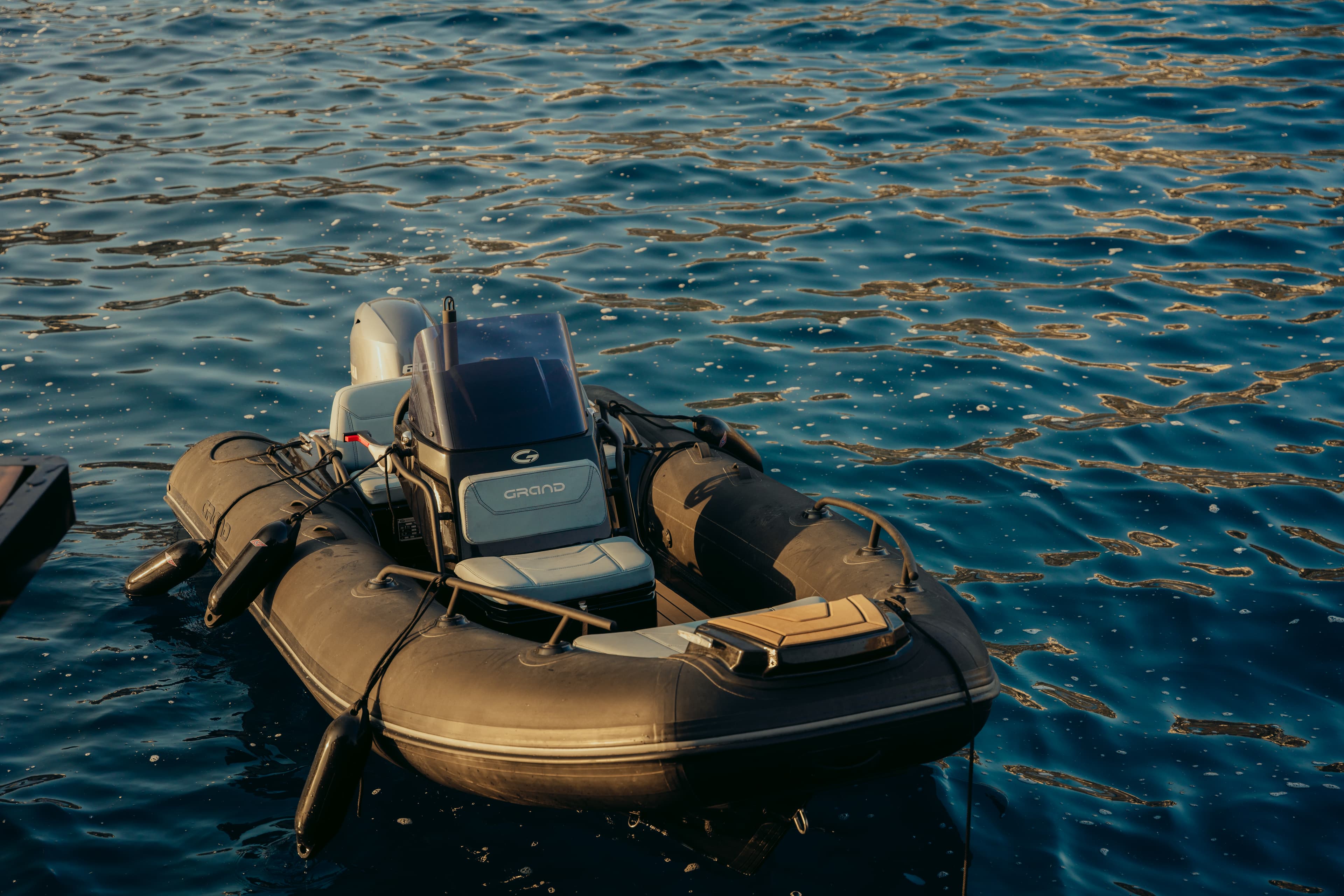 Moon Yacht 65 - photo 79