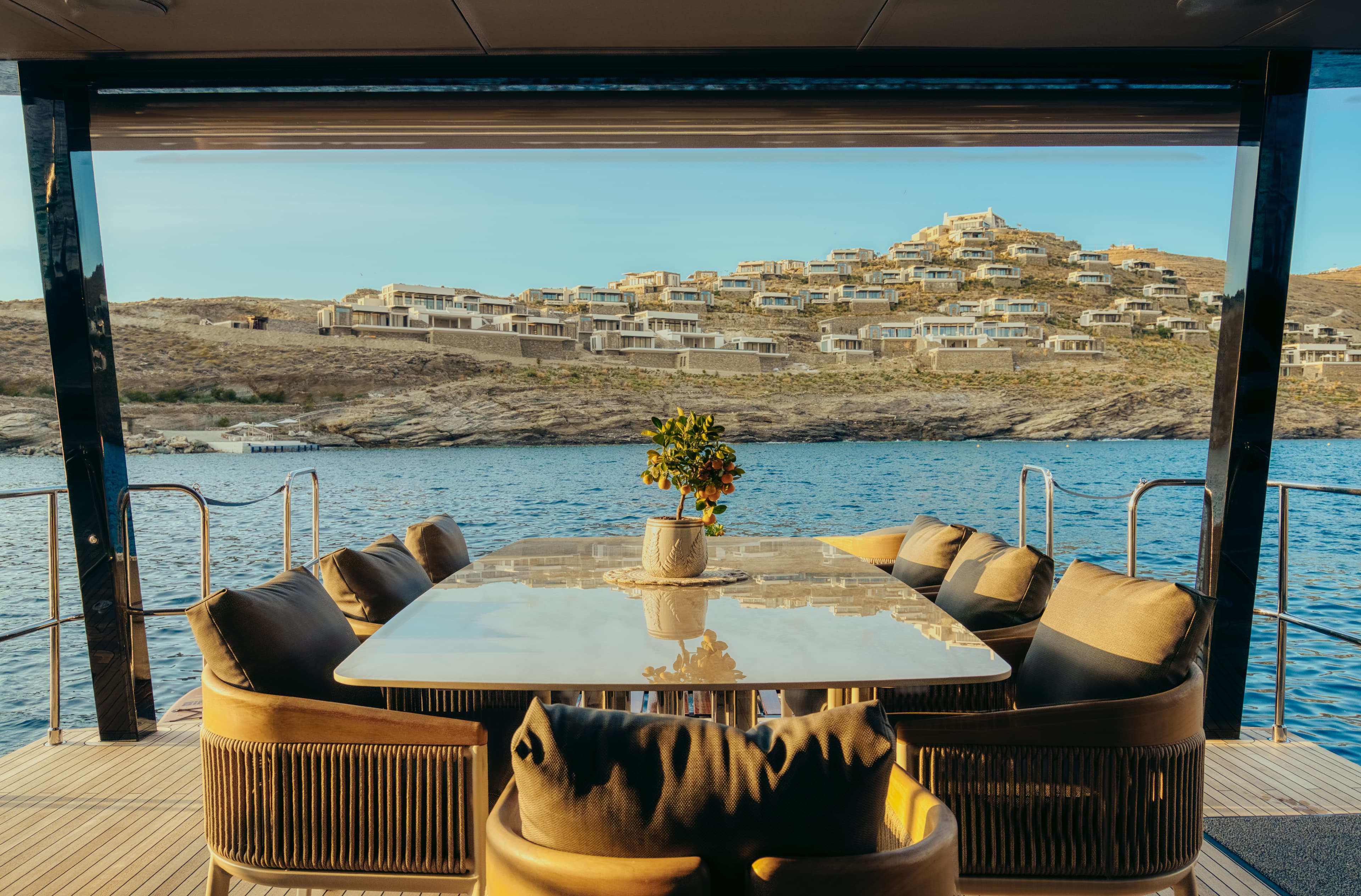 Moon Yacht 65 - photo 19