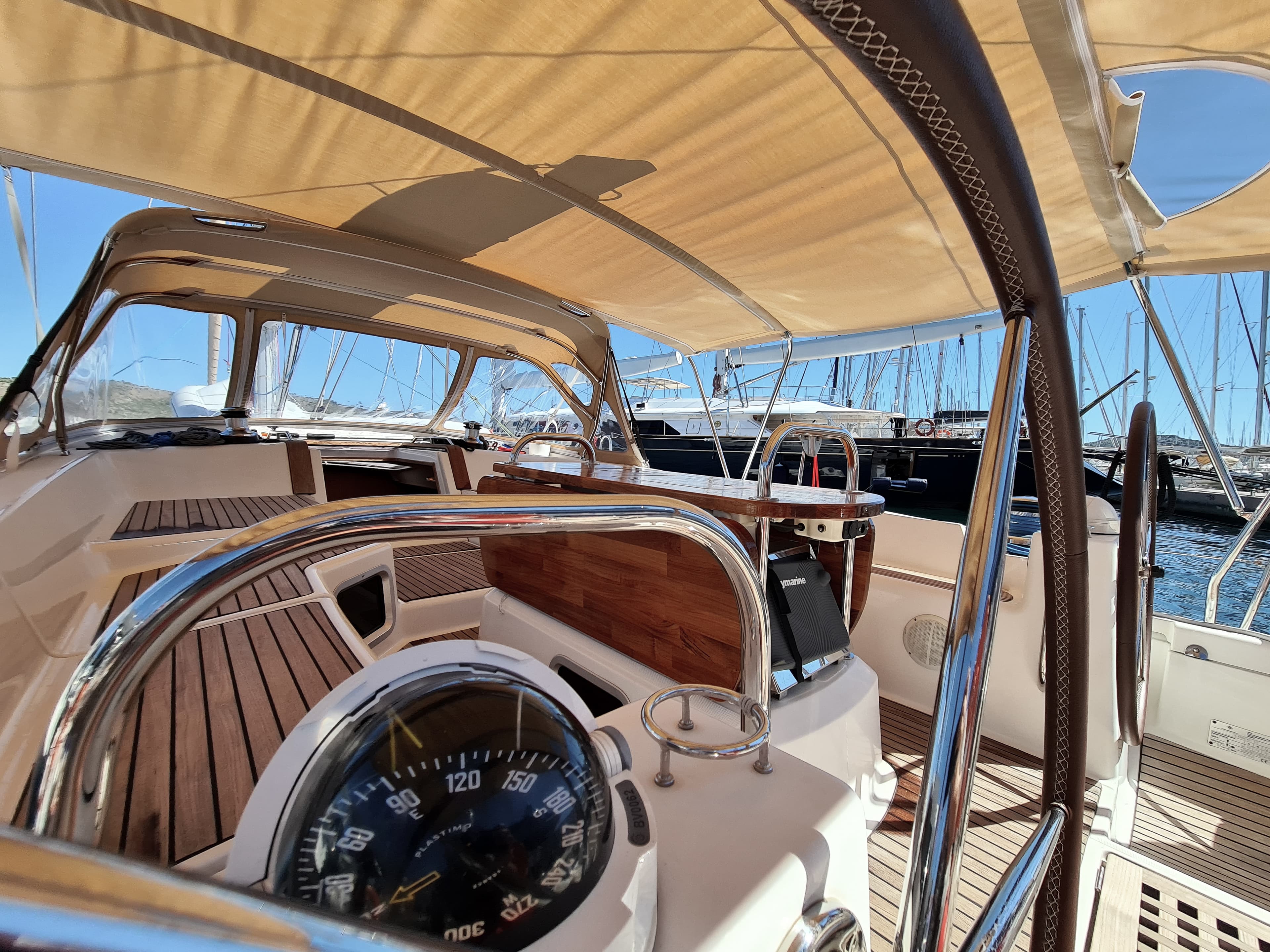 Jeanneau 53 - photo 8