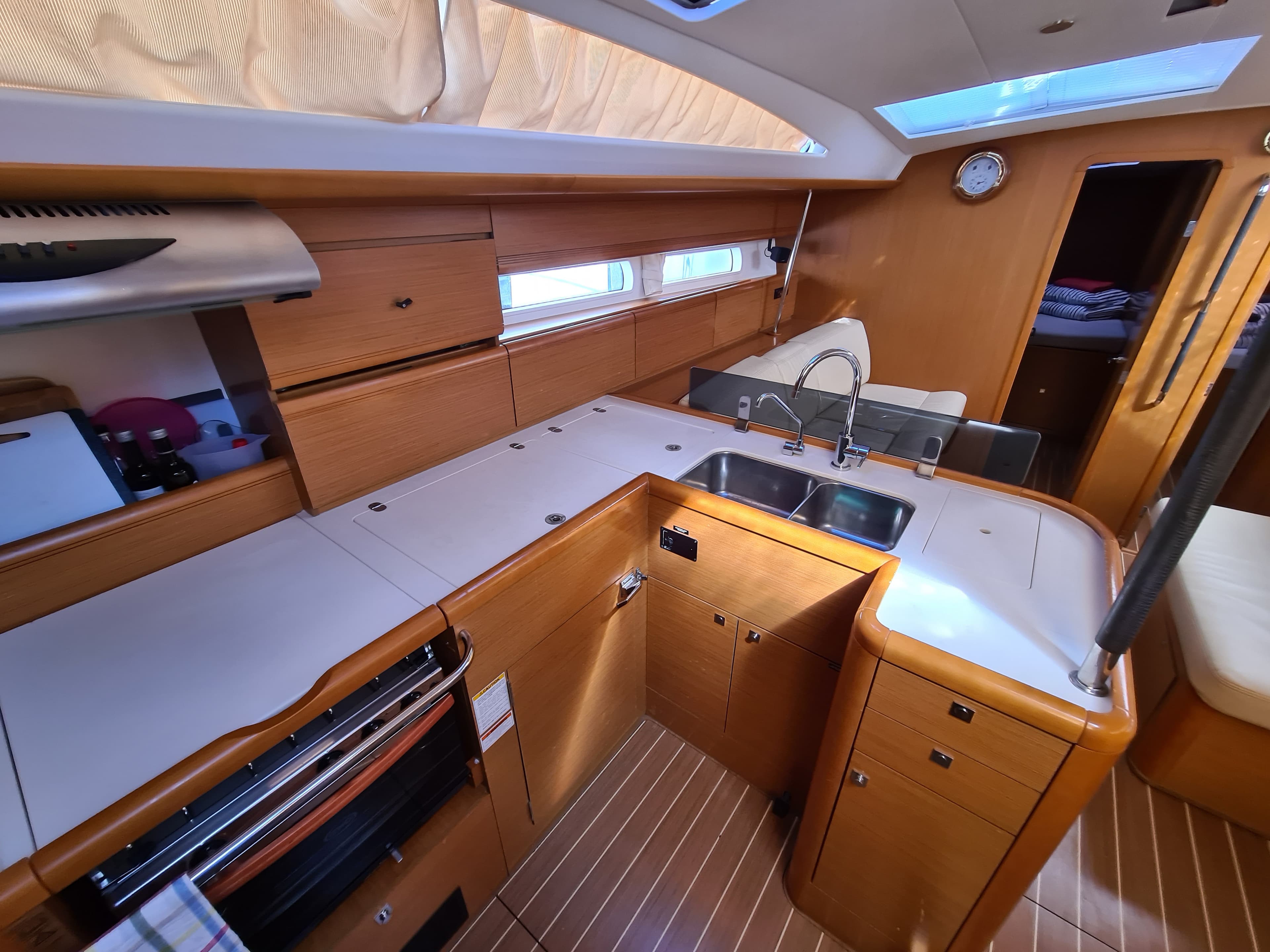 Jeanneau 53 - photo 6