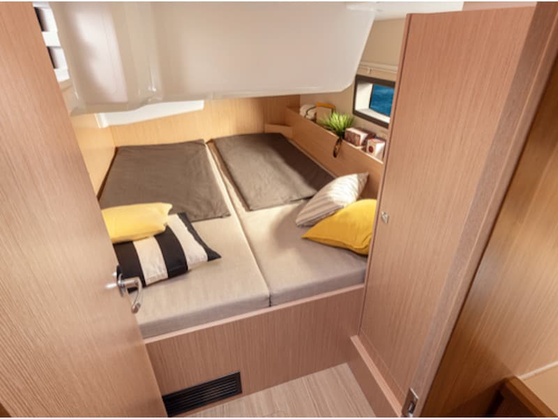 Bavaria 38 - photo 4