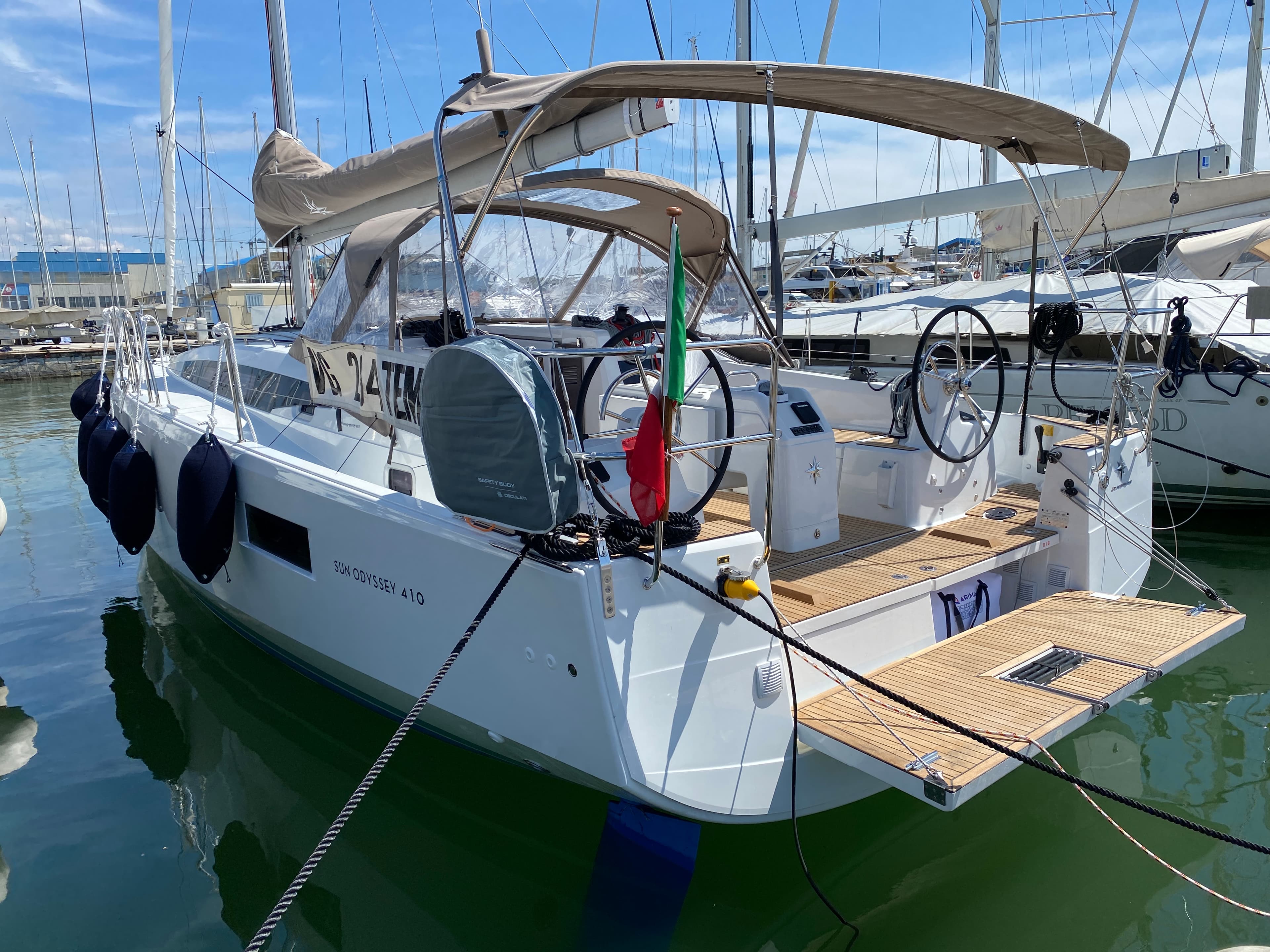 Sun Odyssey 410 - photo