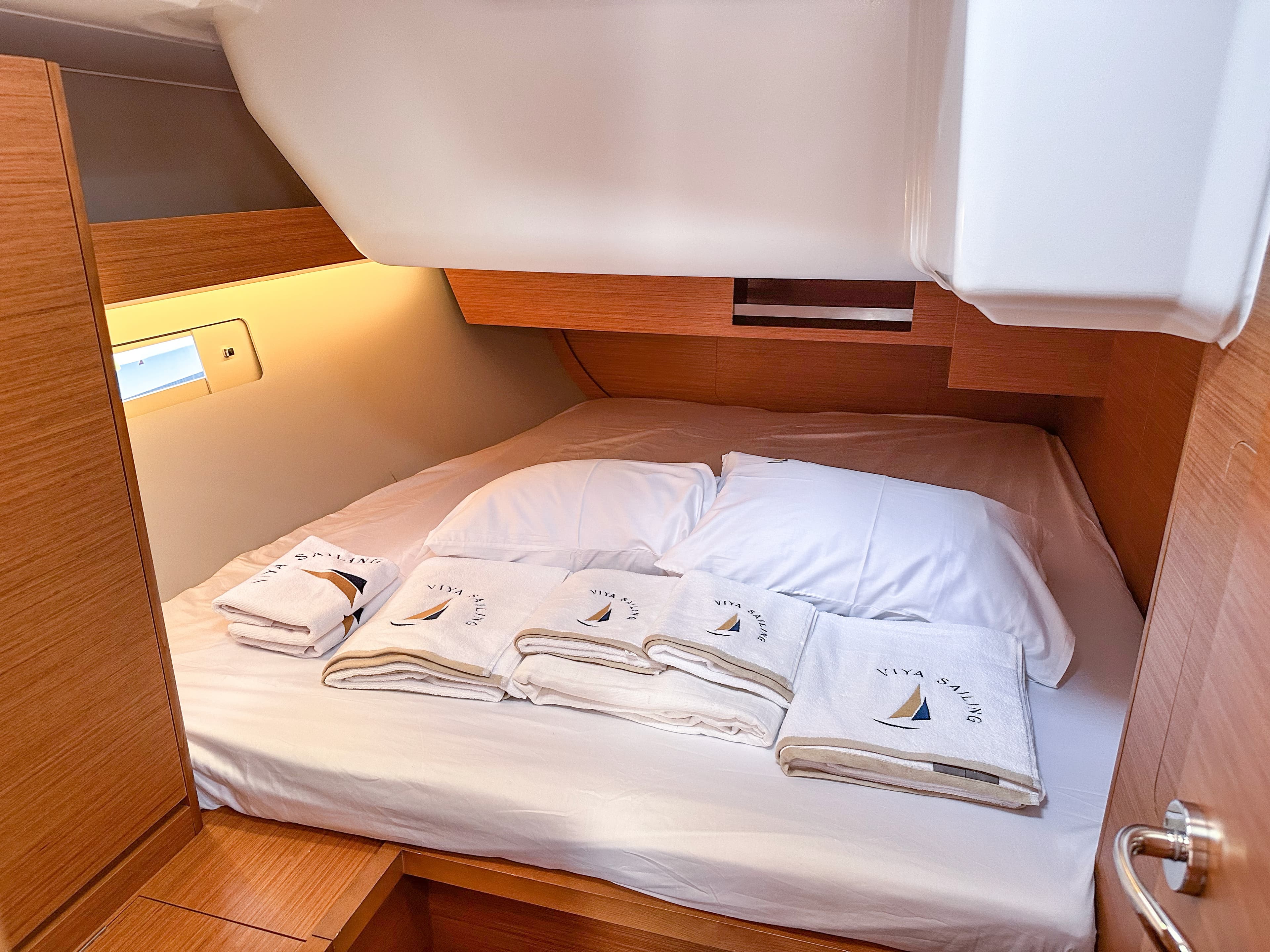 Dufour 430 - photo 20