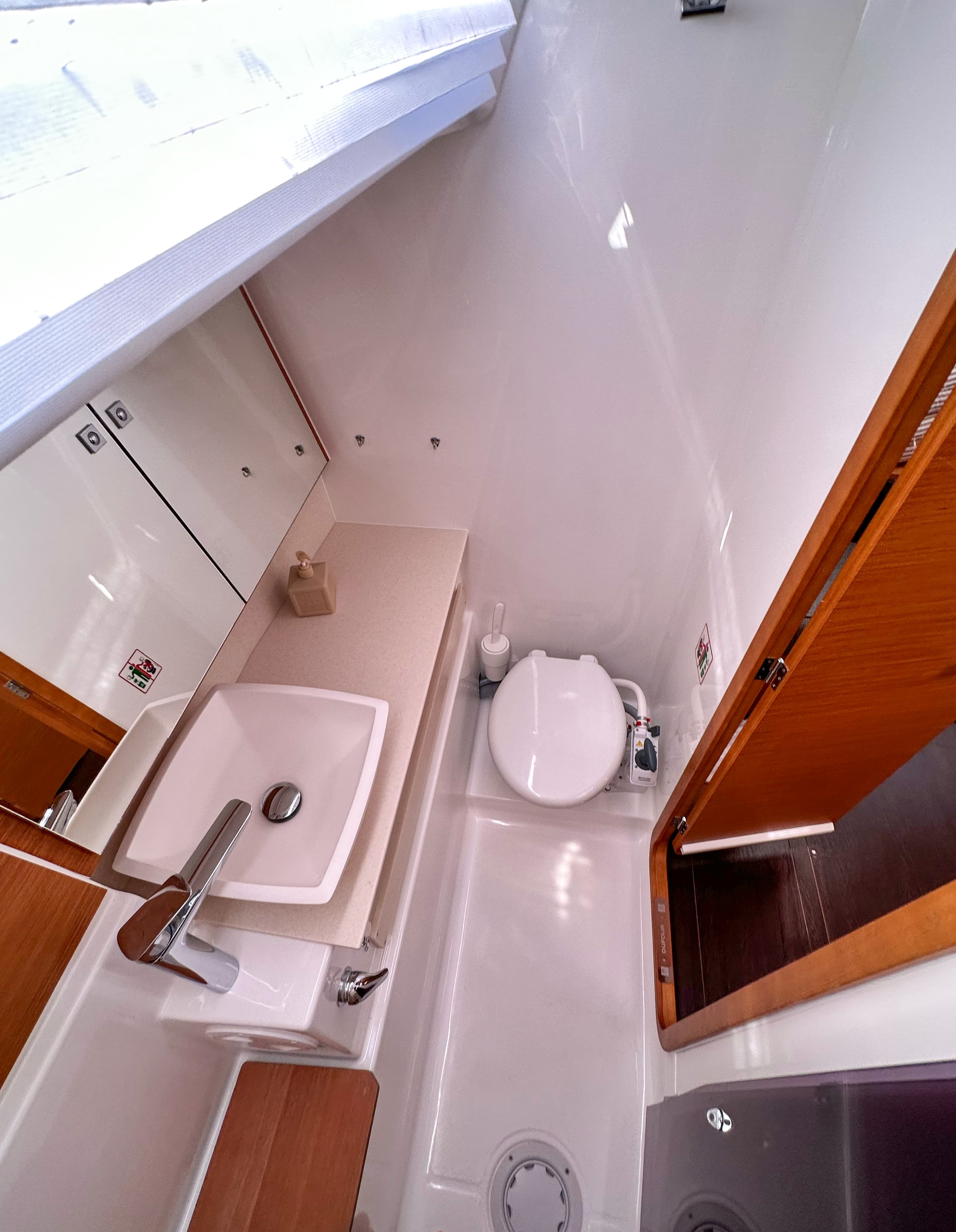 Dufour 430 - photo 14