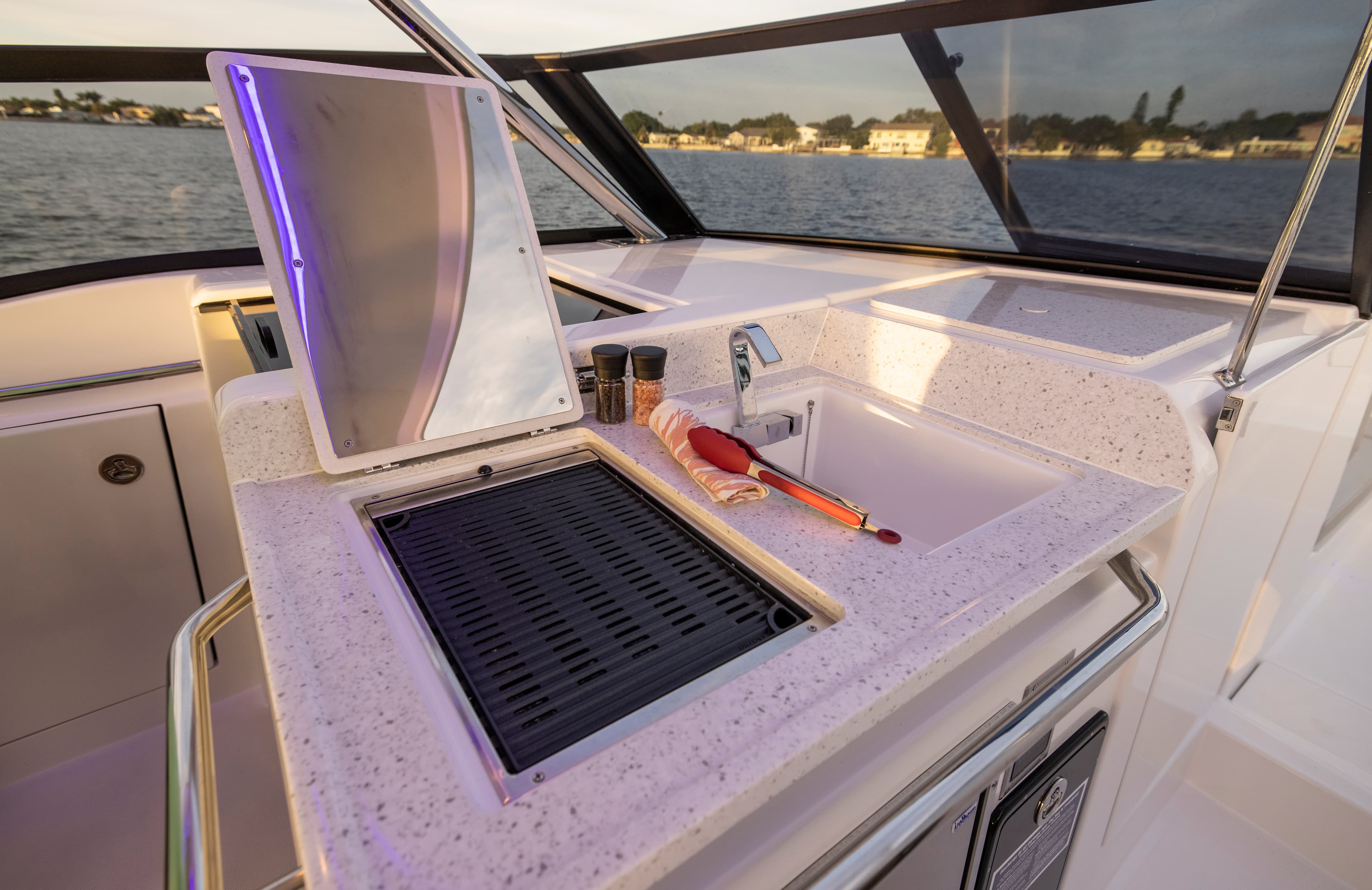 Aquila 32 Sport - photo 4