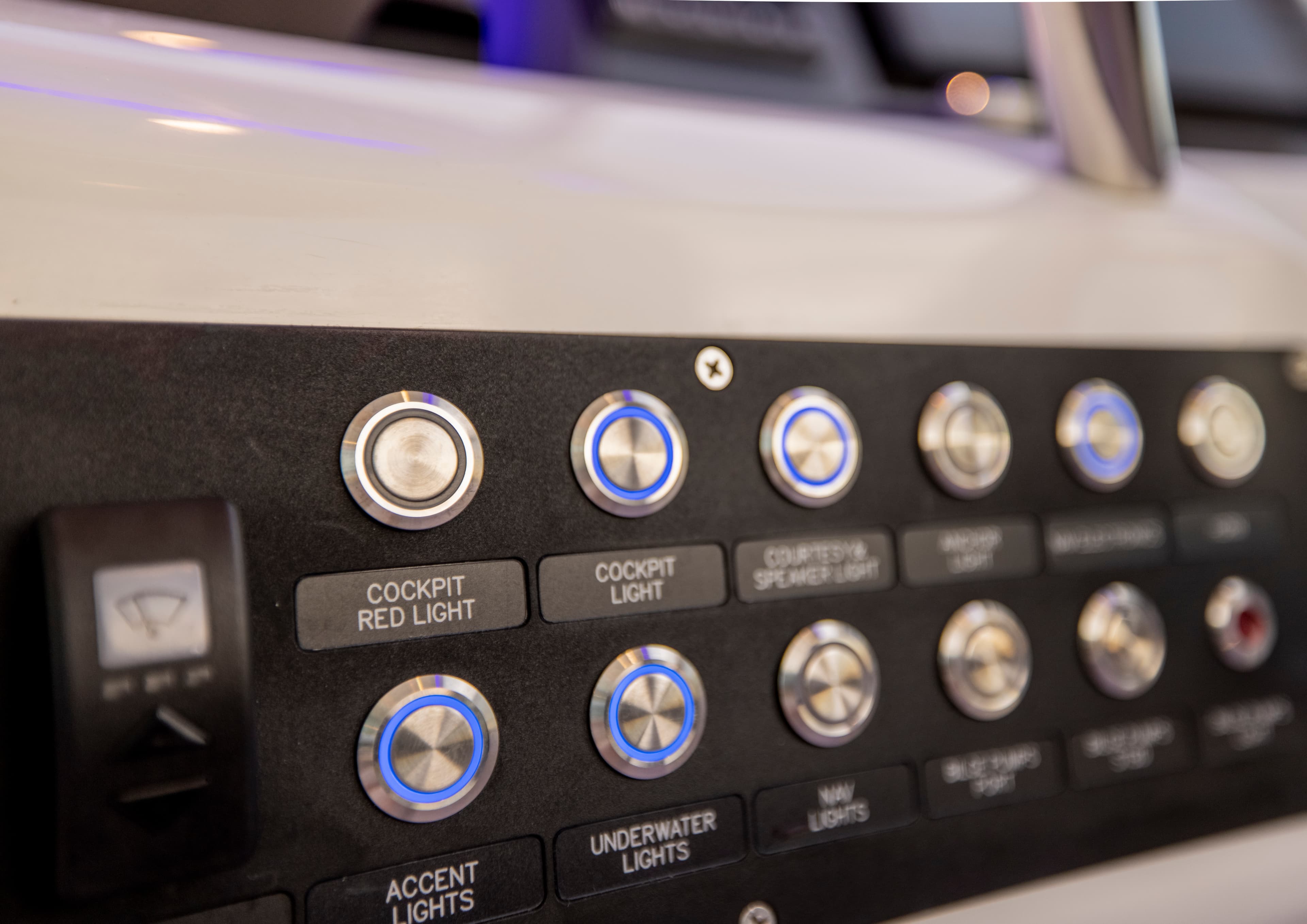 Aquila 32 Sport - photo 10