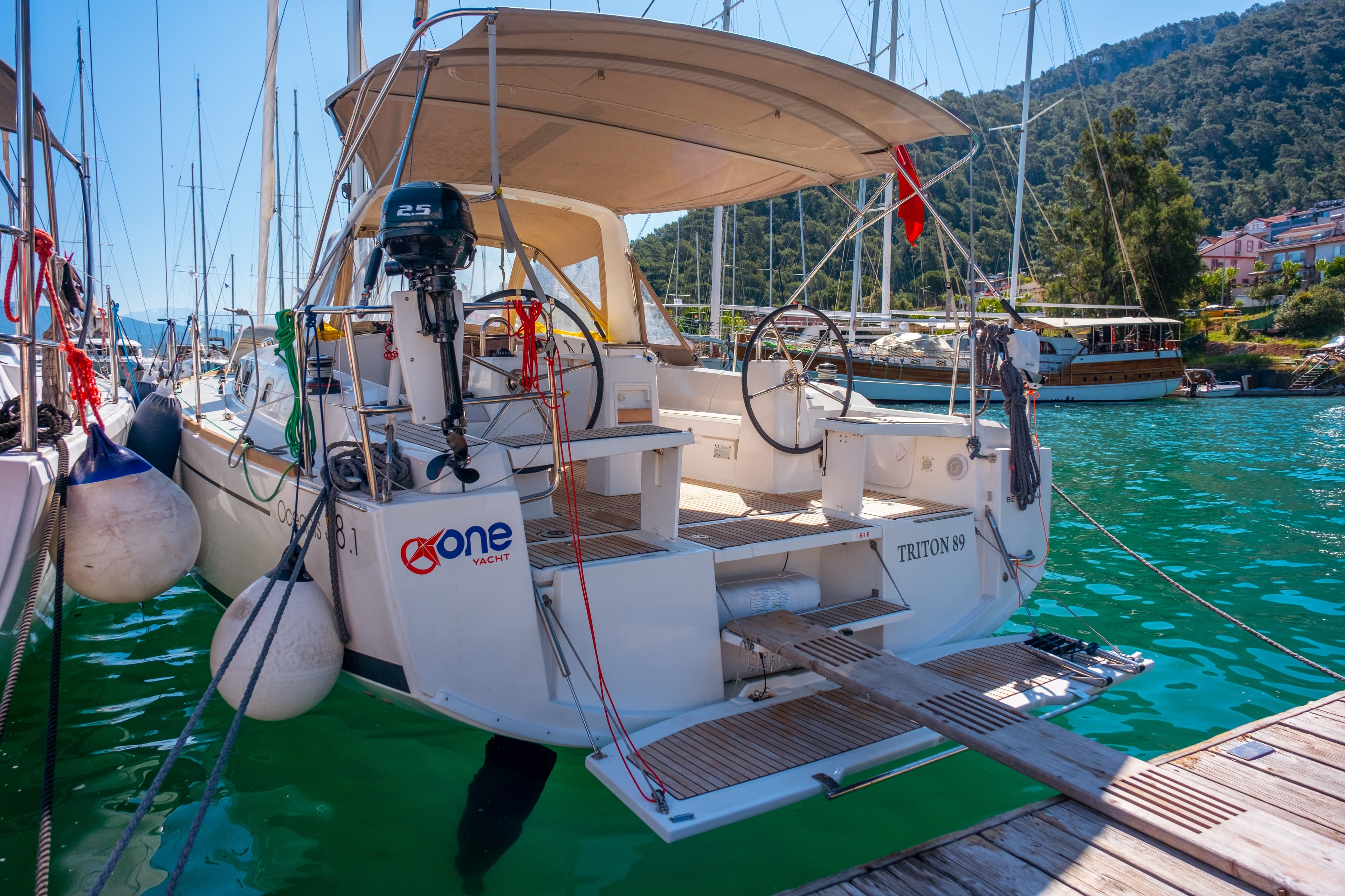 Oceanis 38.1 - photo 36