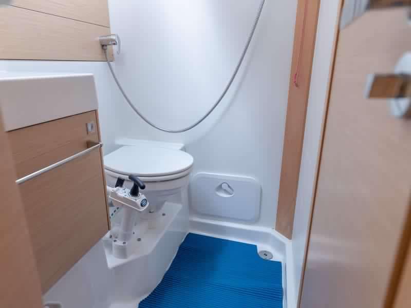 Sun Odyssey 519 - photo 4