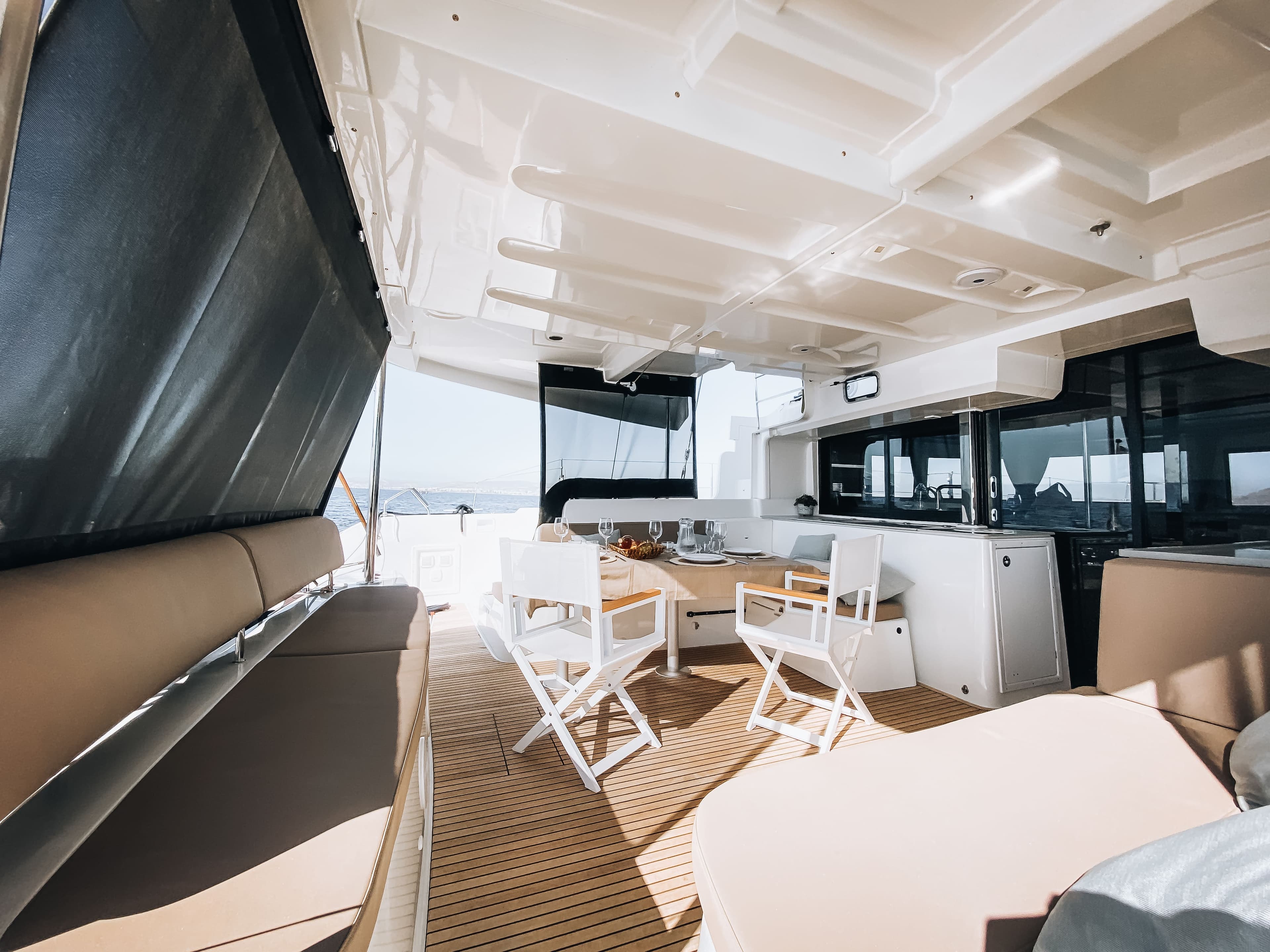 Lagoon 46  - photo 16